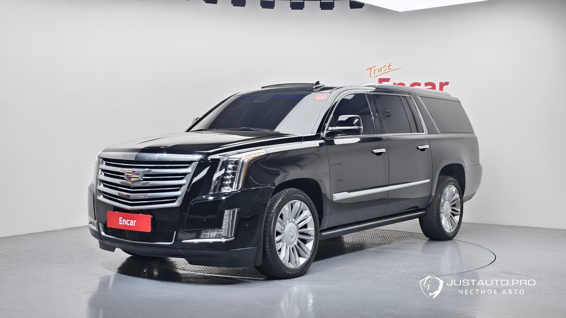 Автомобиль Cadillac Escalade