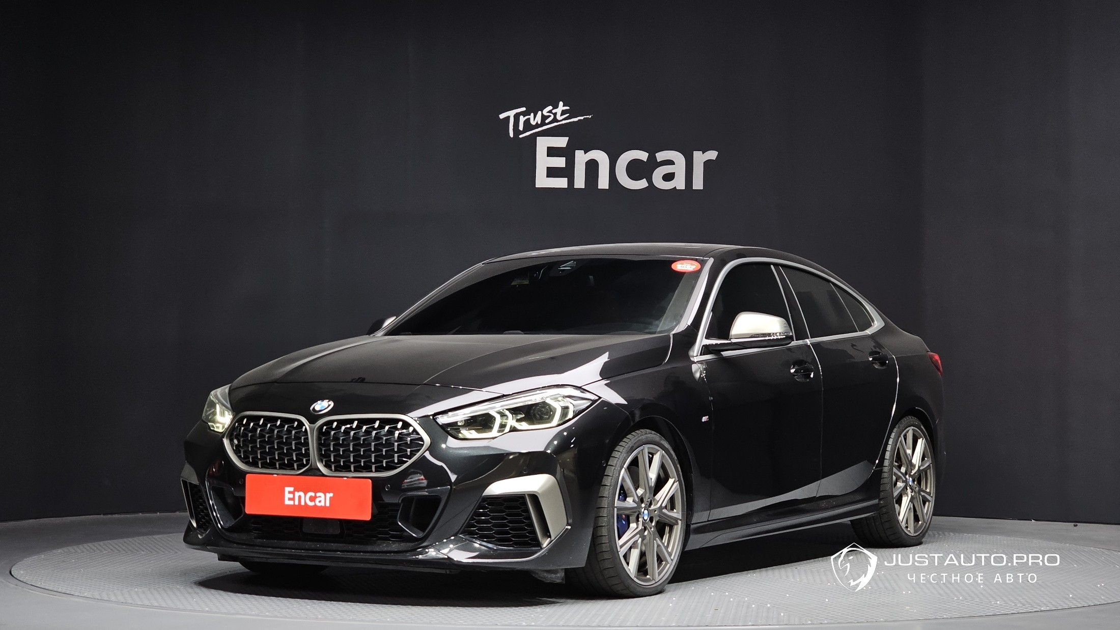 Автомобиль BMW 2-Series