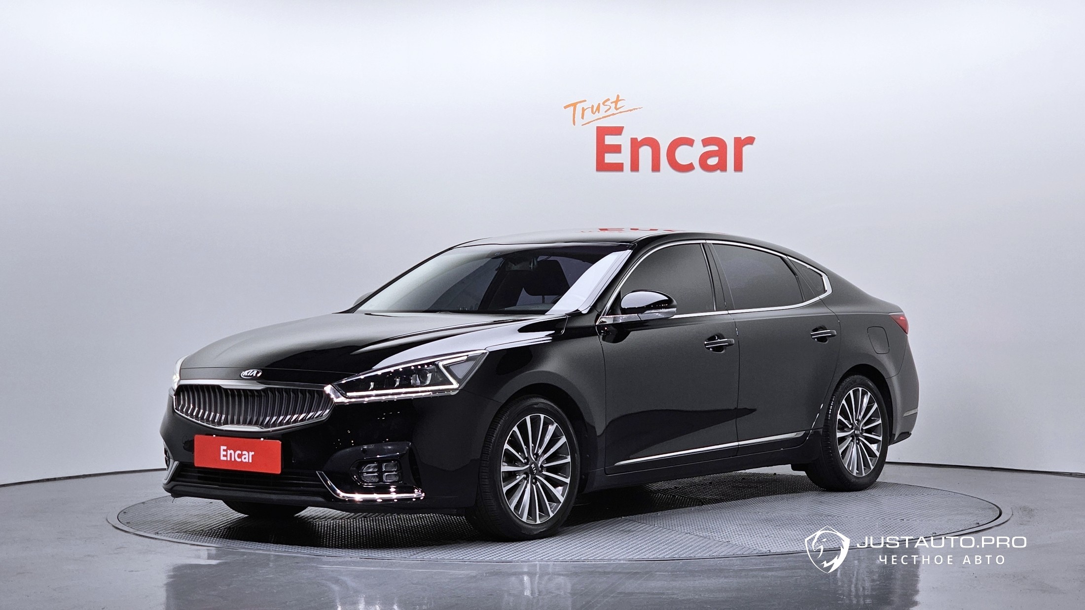 Автомобиль Kia K7