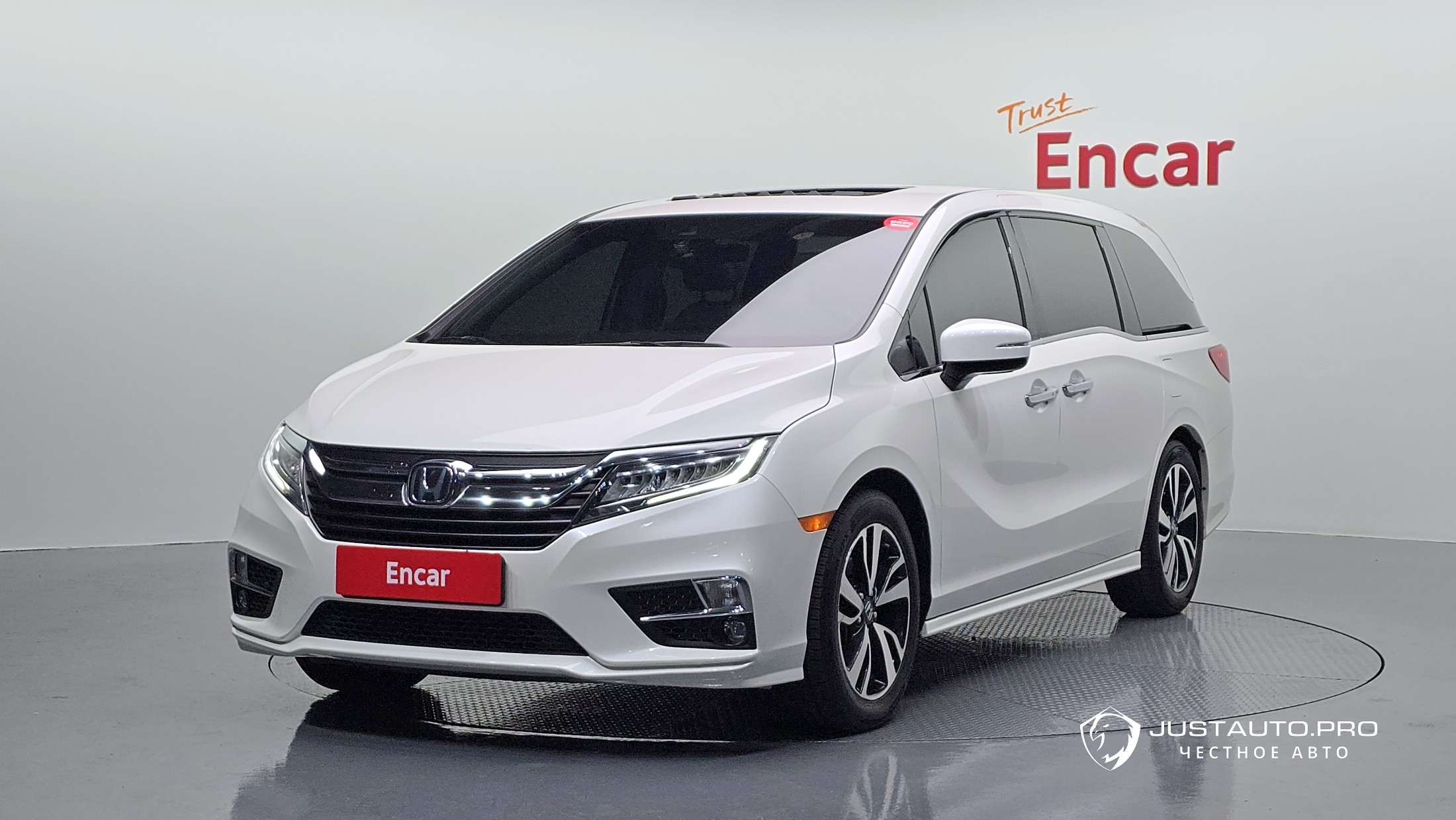Автомобиль Honda Odyssey