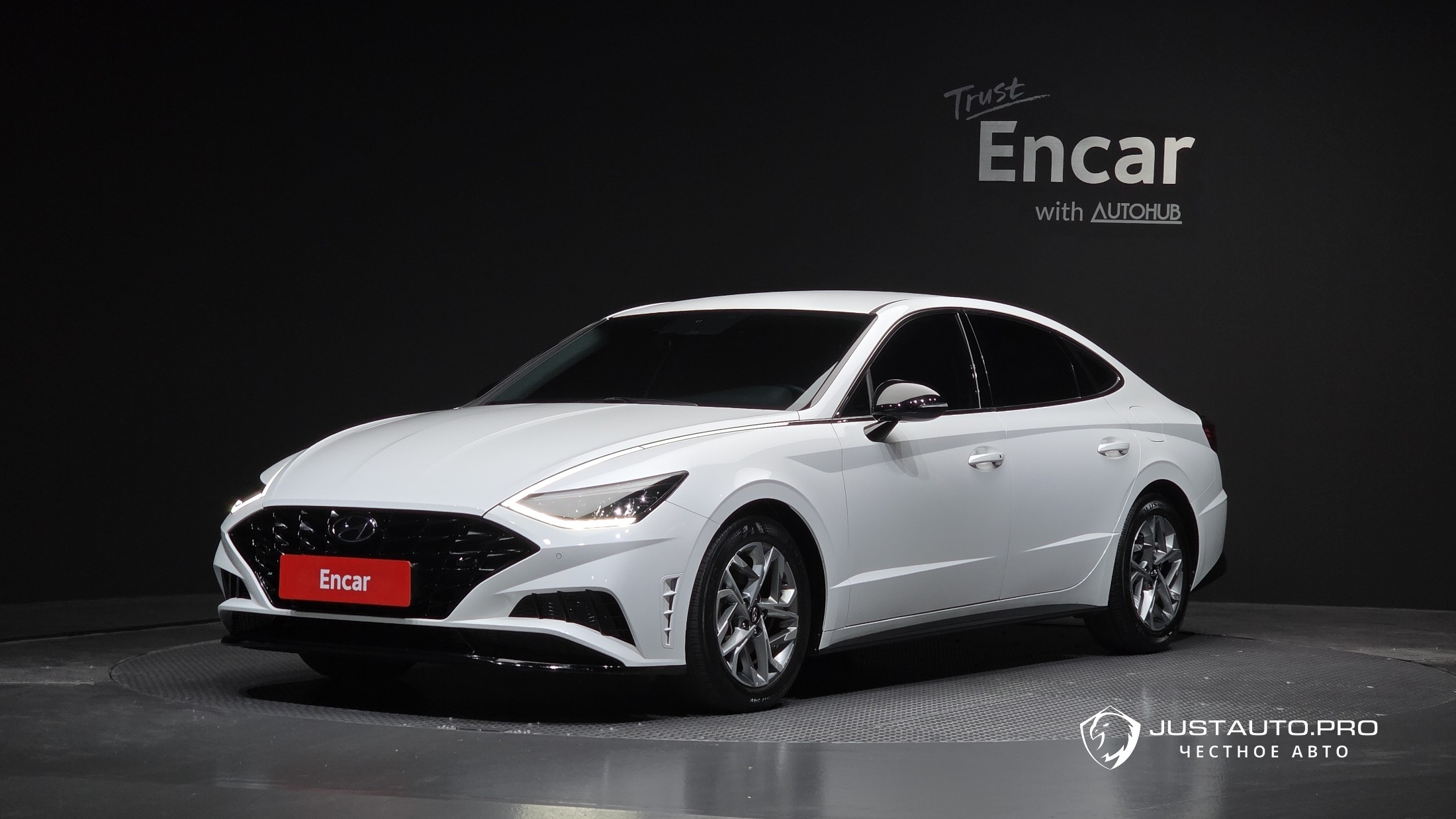 Автомобиль Hyundai Sonata