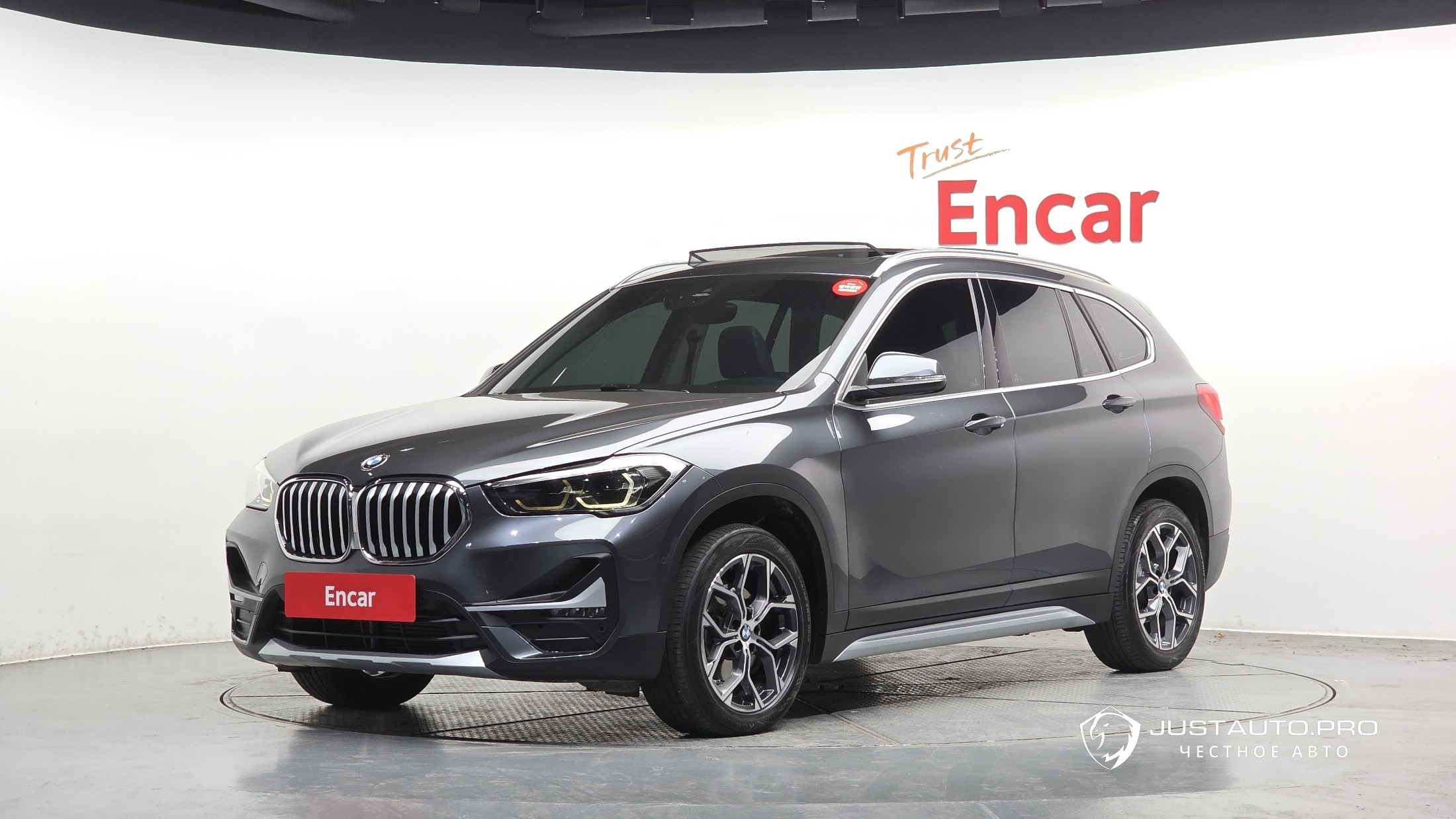 Автомобиль BMW X1