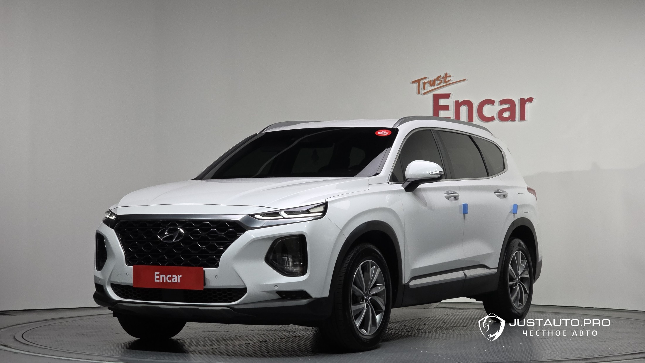 Автомобиль Hyundai Santafe