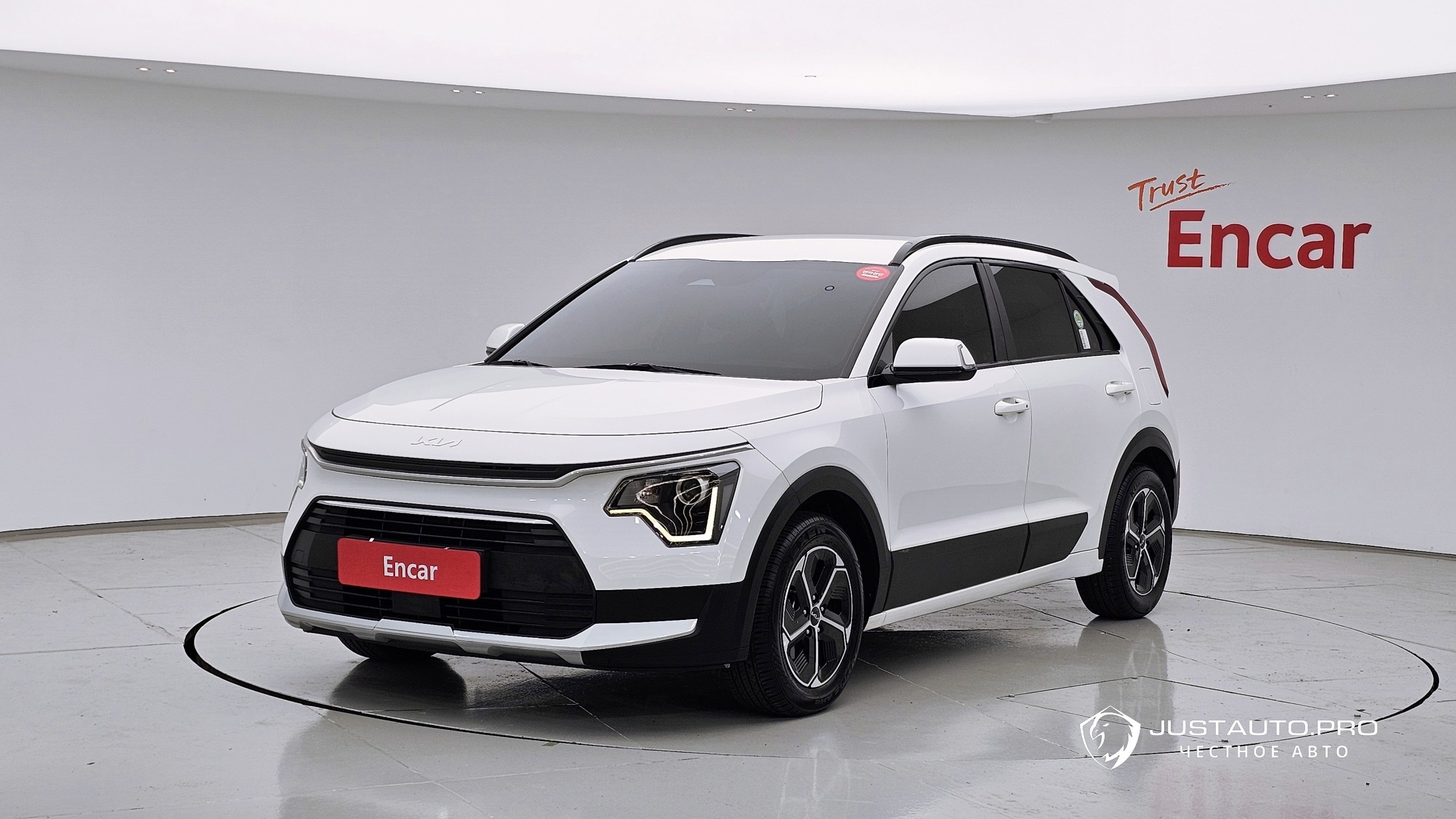 Автомобиль Kia Niro