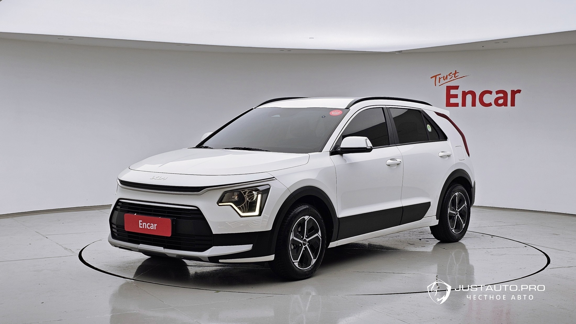 Автомобиль Kia Niro
