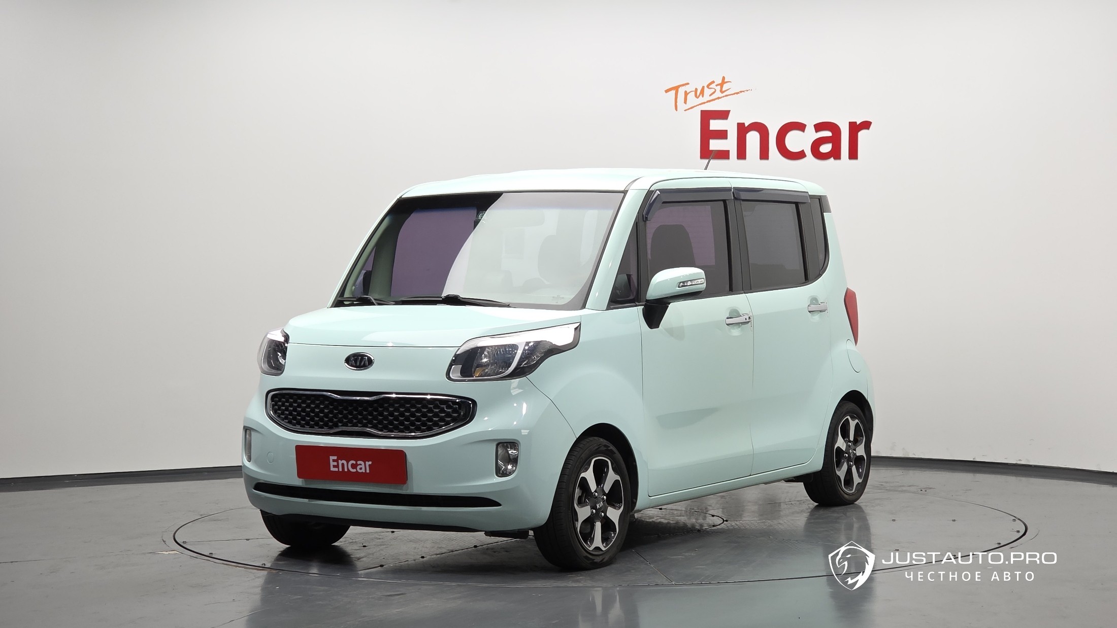 Автомобиль Kia RAY