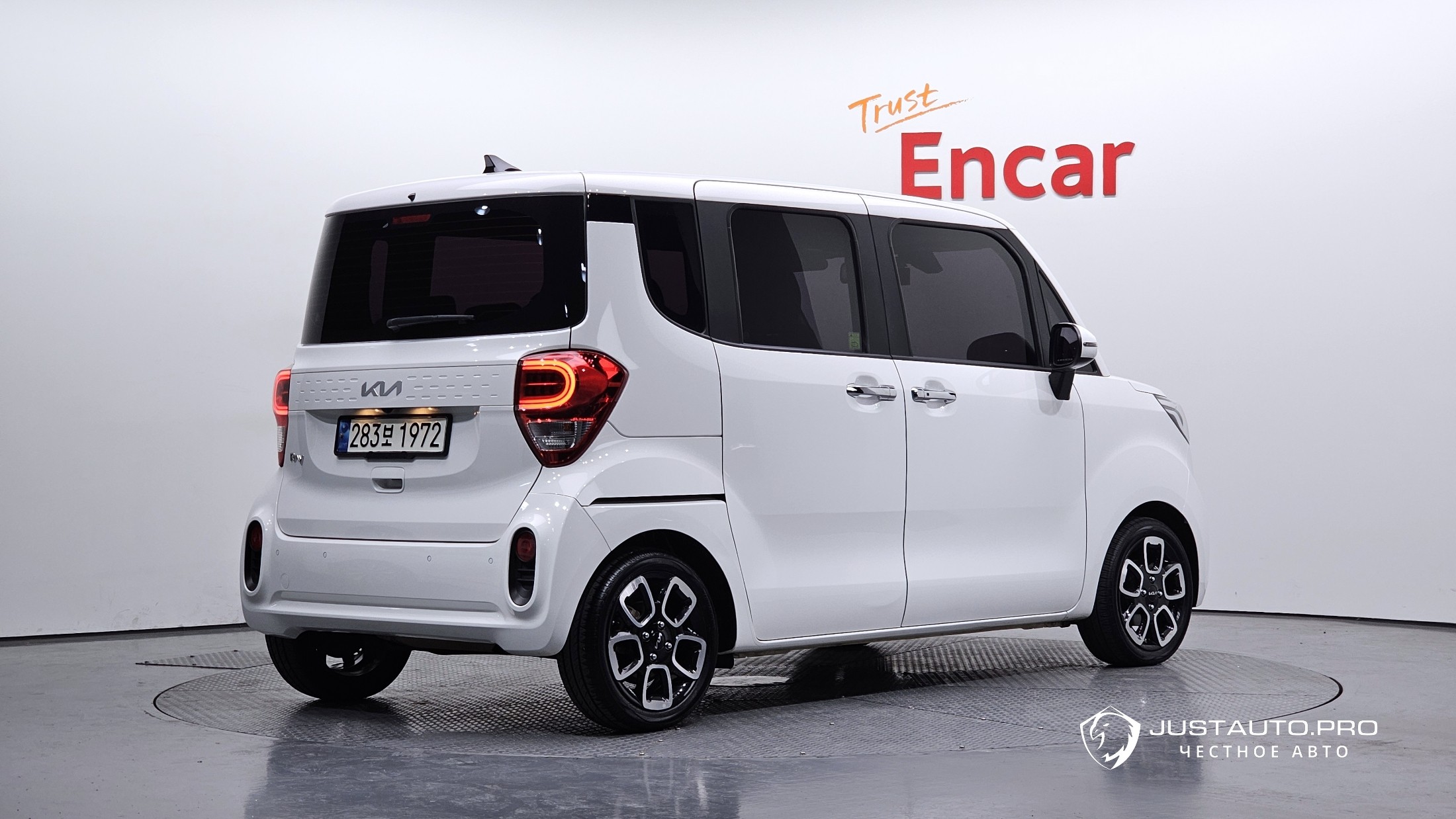 Автомобиль Kia RAY