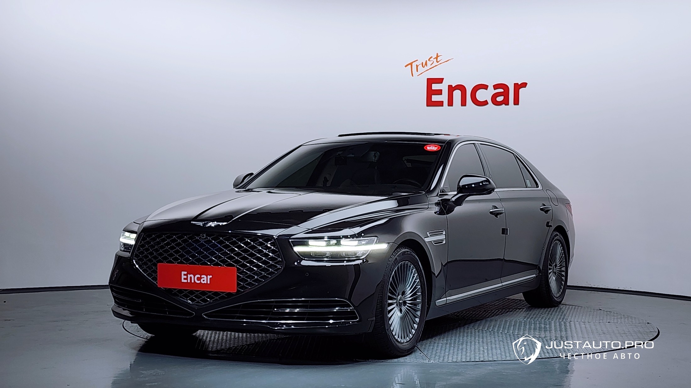 Автомобиль Genesis G90