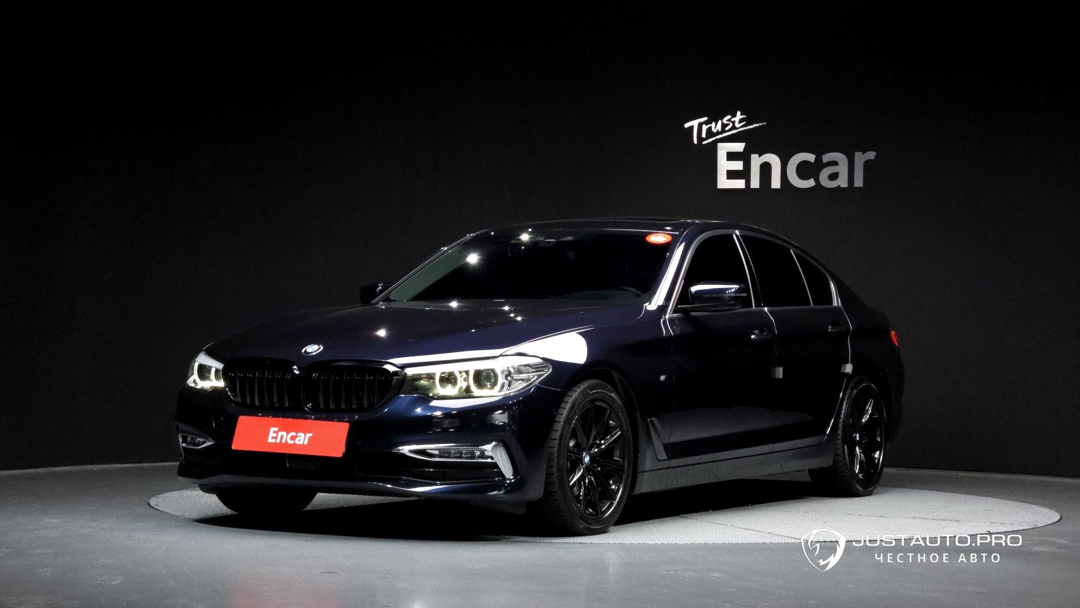 Автомобиль BMW 5-Series