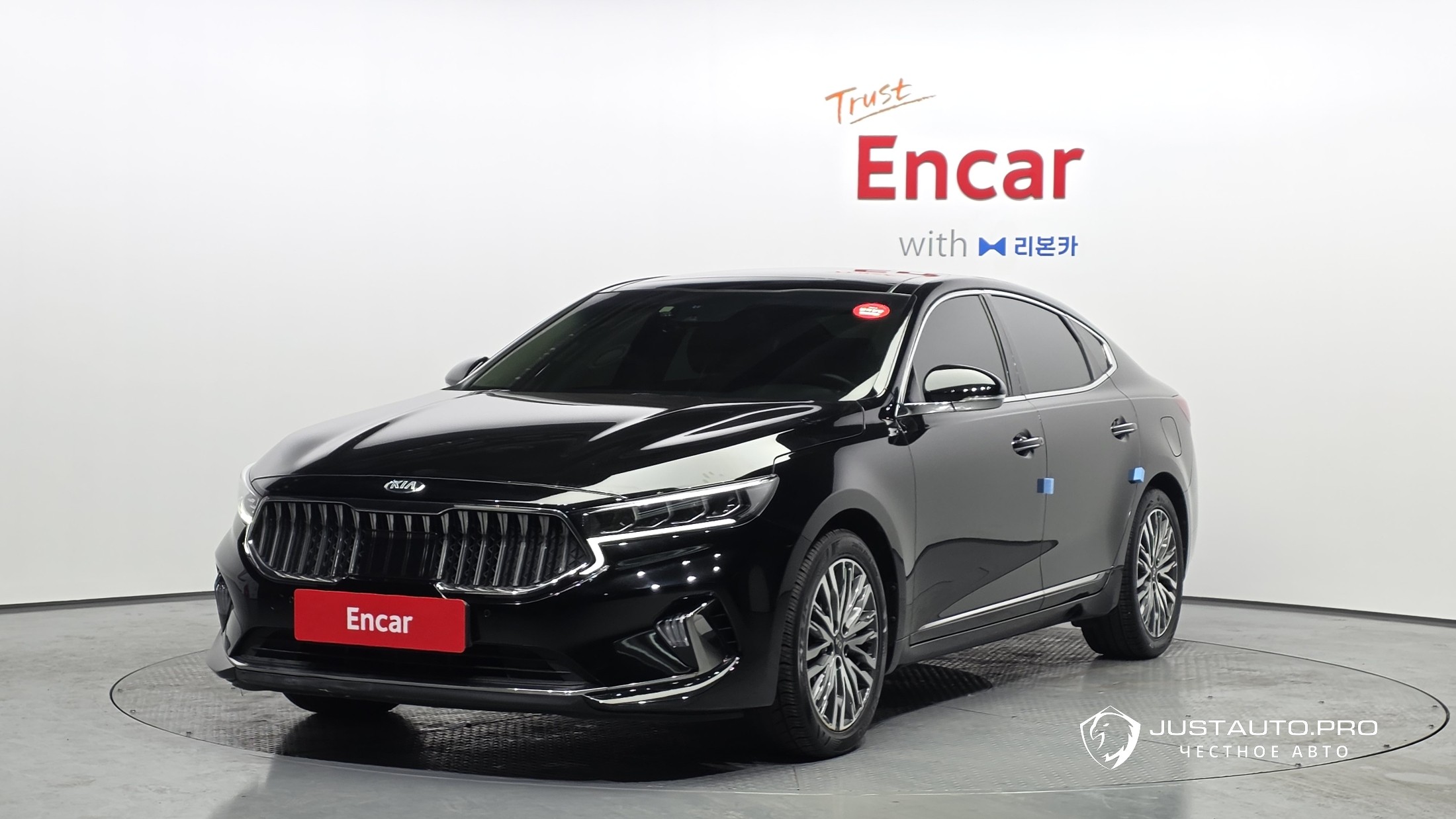 Автомобиль Kia K7