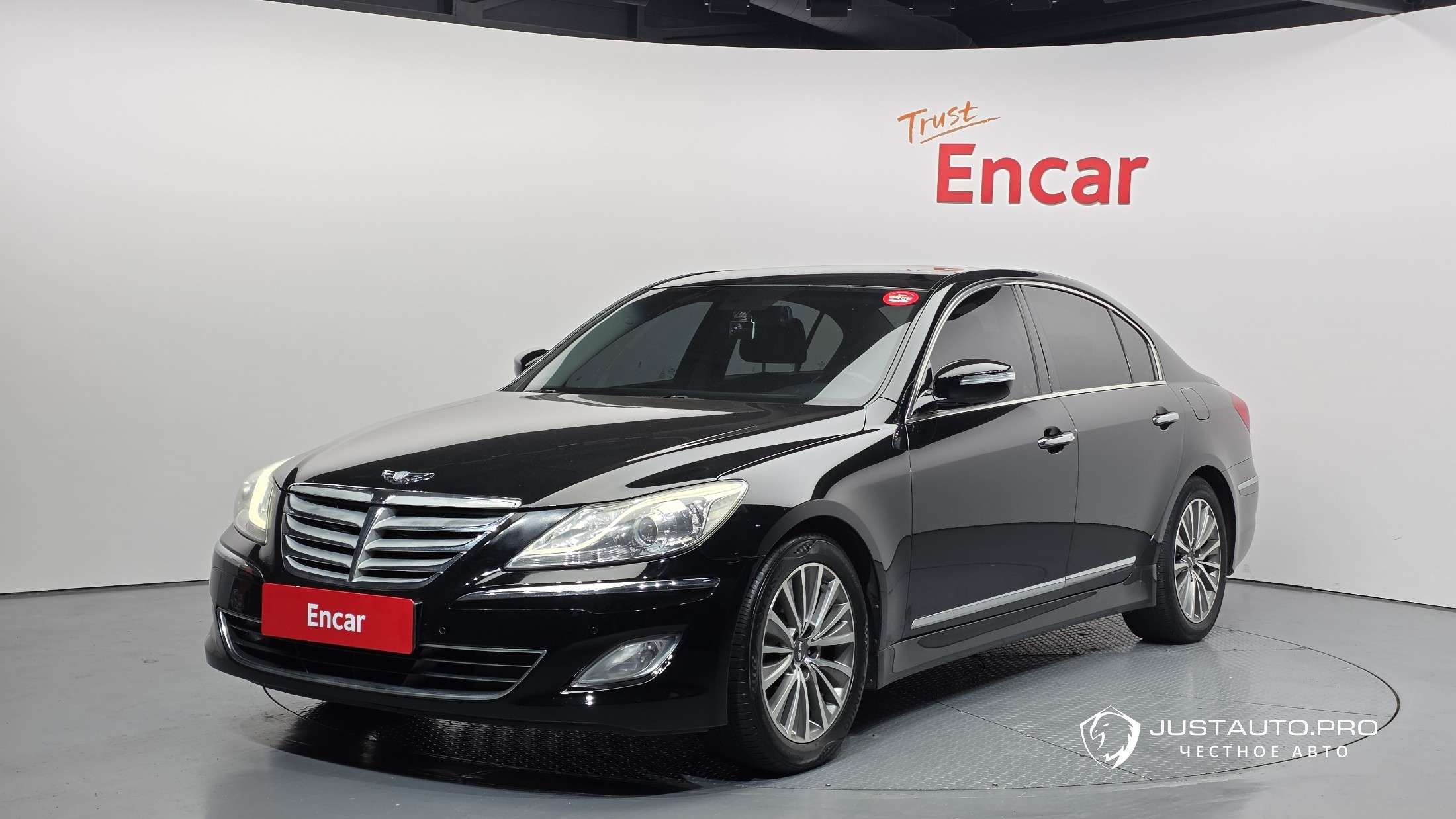 Автомобиль Hyundai Genesis