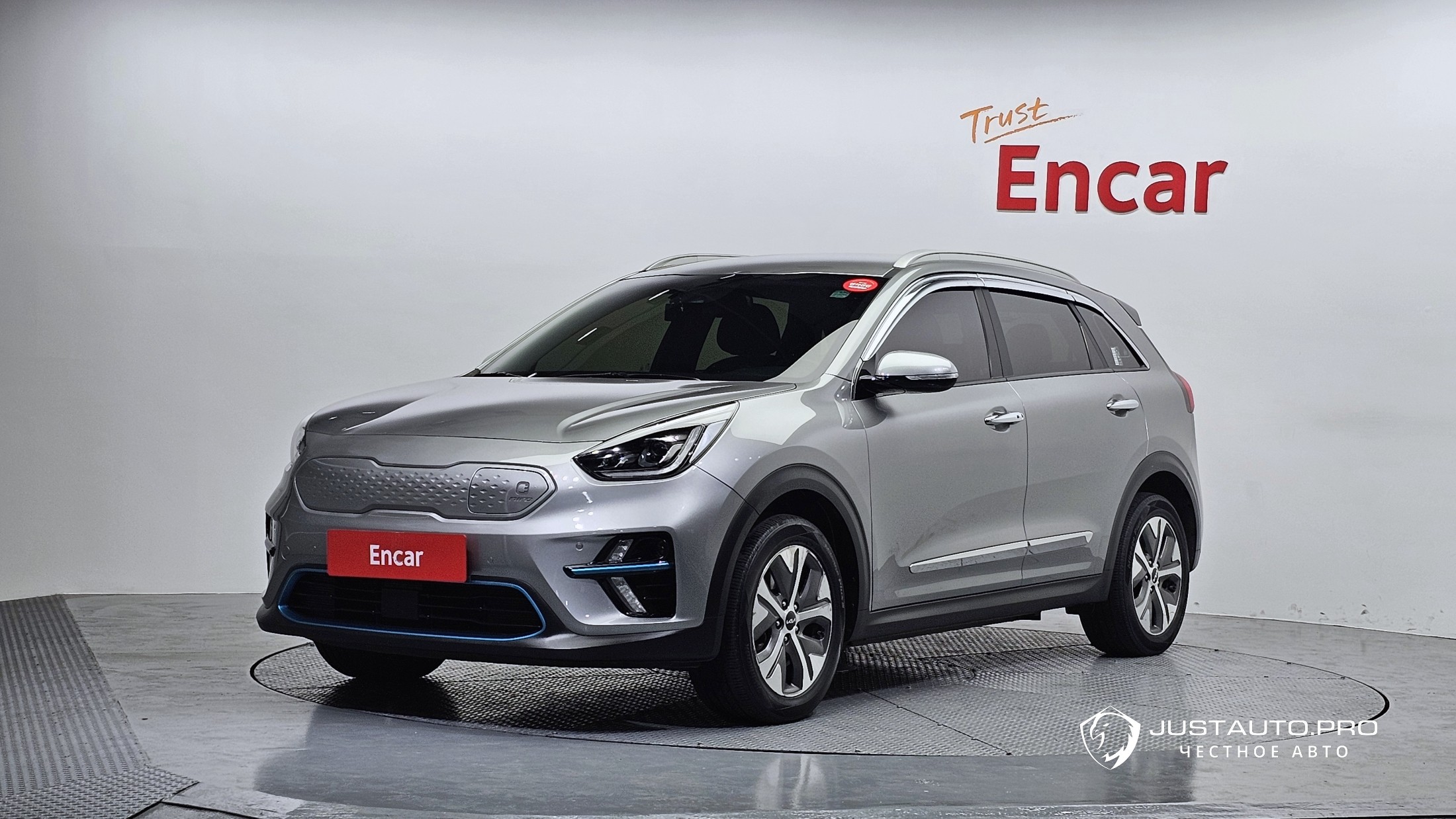 Автомобиль Kia Niro