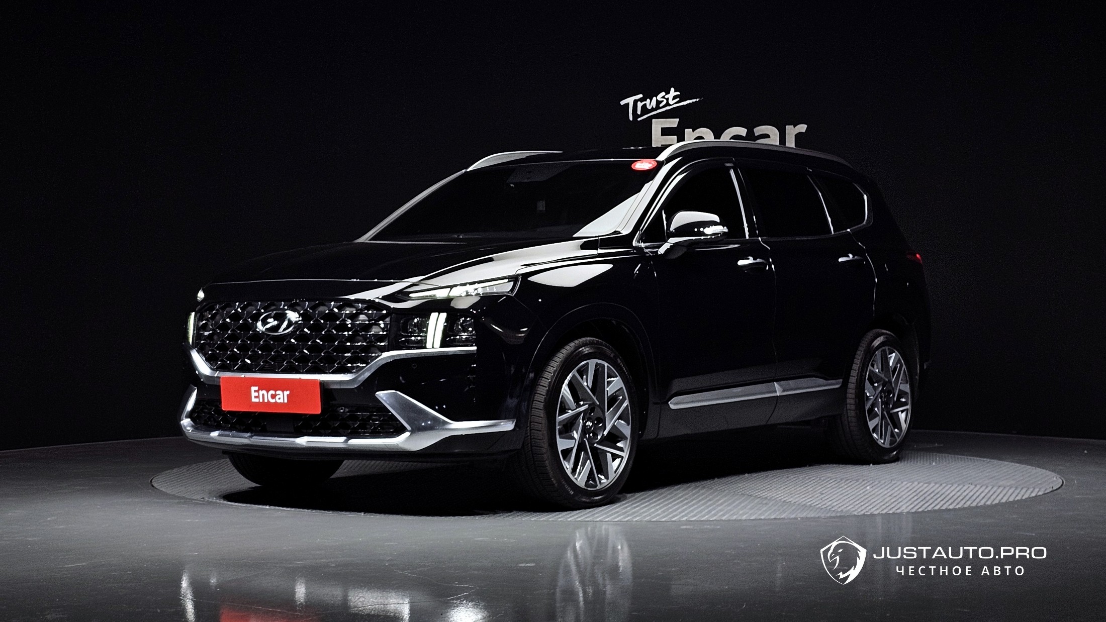 Автомобиль Hyundai Santafe