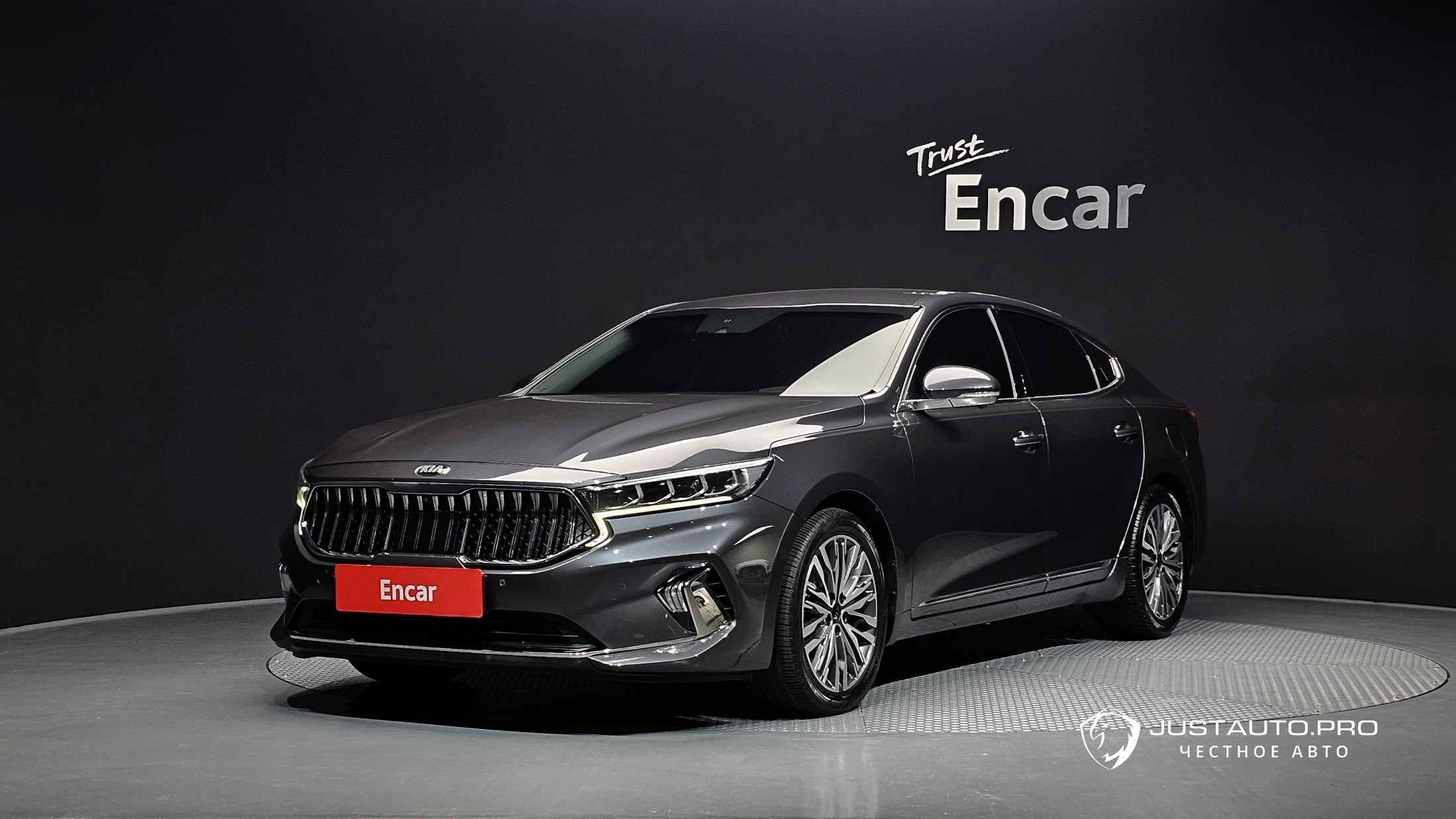 Автомобиль Kia K7