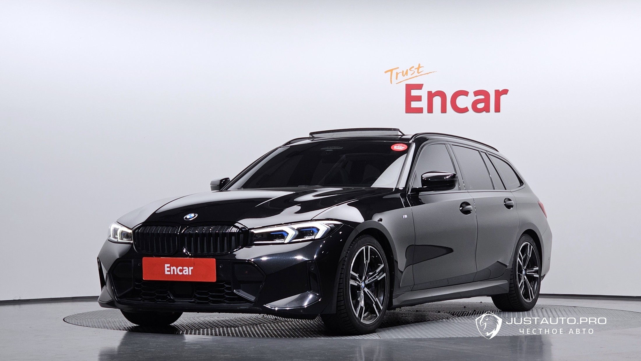 Автомобиль BMW 3-Series