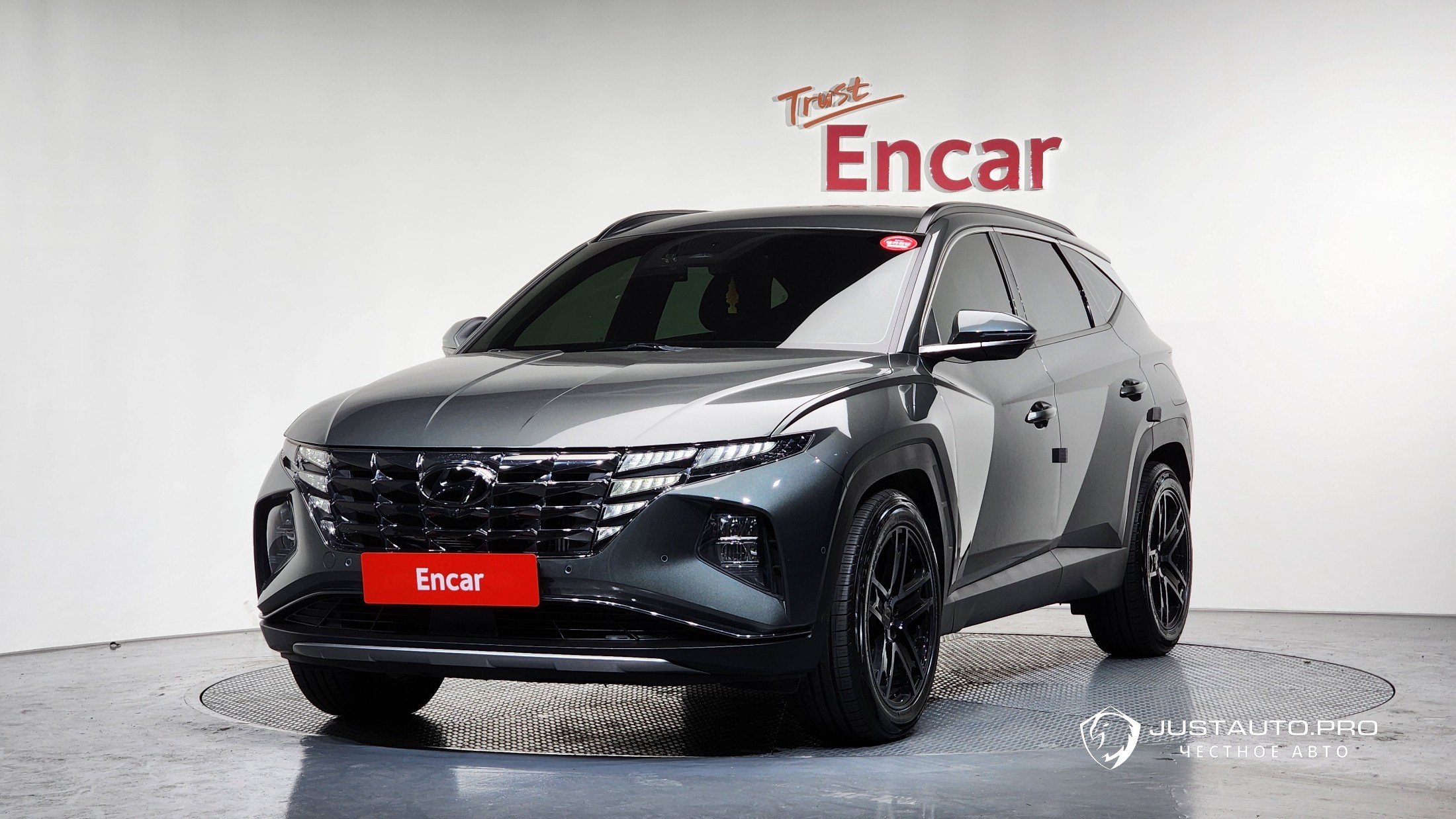 Автомобиль Hyundai Tucson