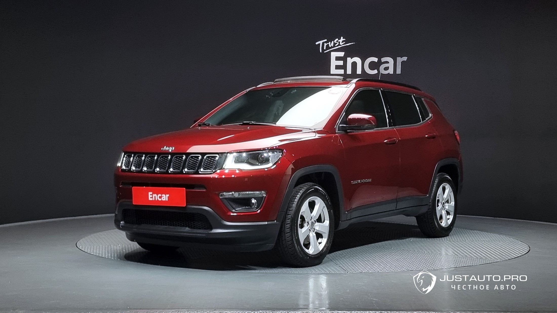 Автомобиль Jeep Compass