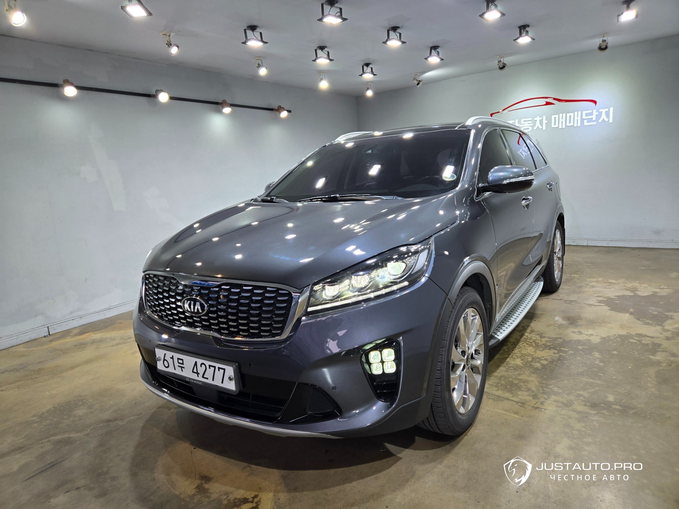 Автомобиль Kia Sorento