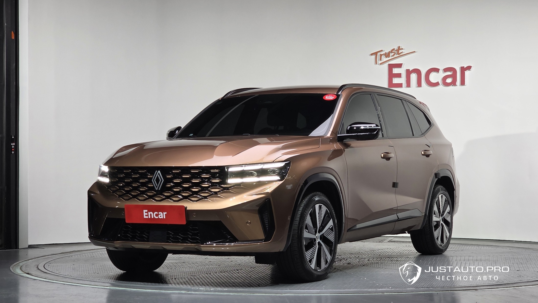 Автомобиль Renault-KoreaSamsung Grand Koleos