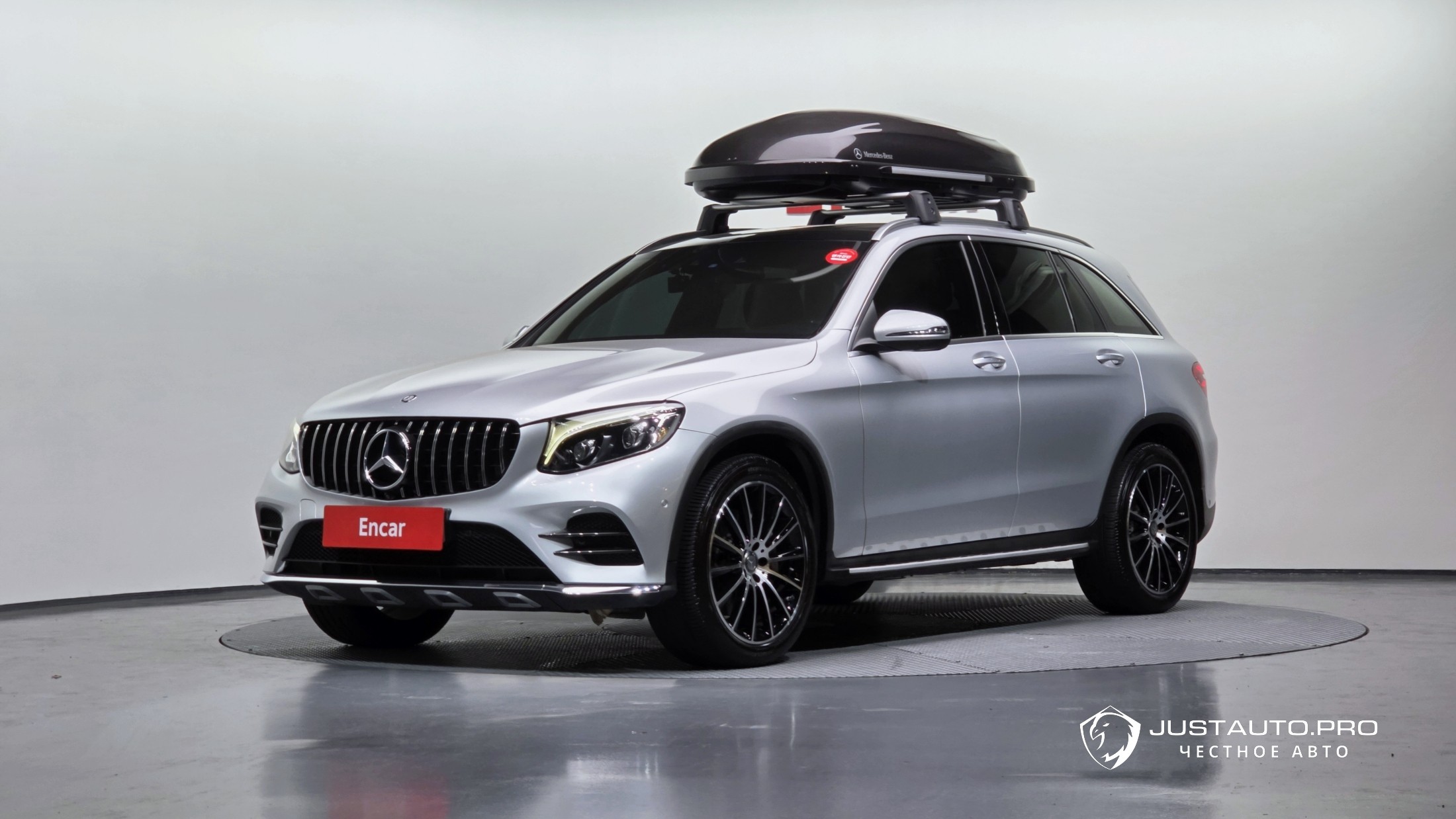 Автомобиль Mercedes-Benz GLC-Class