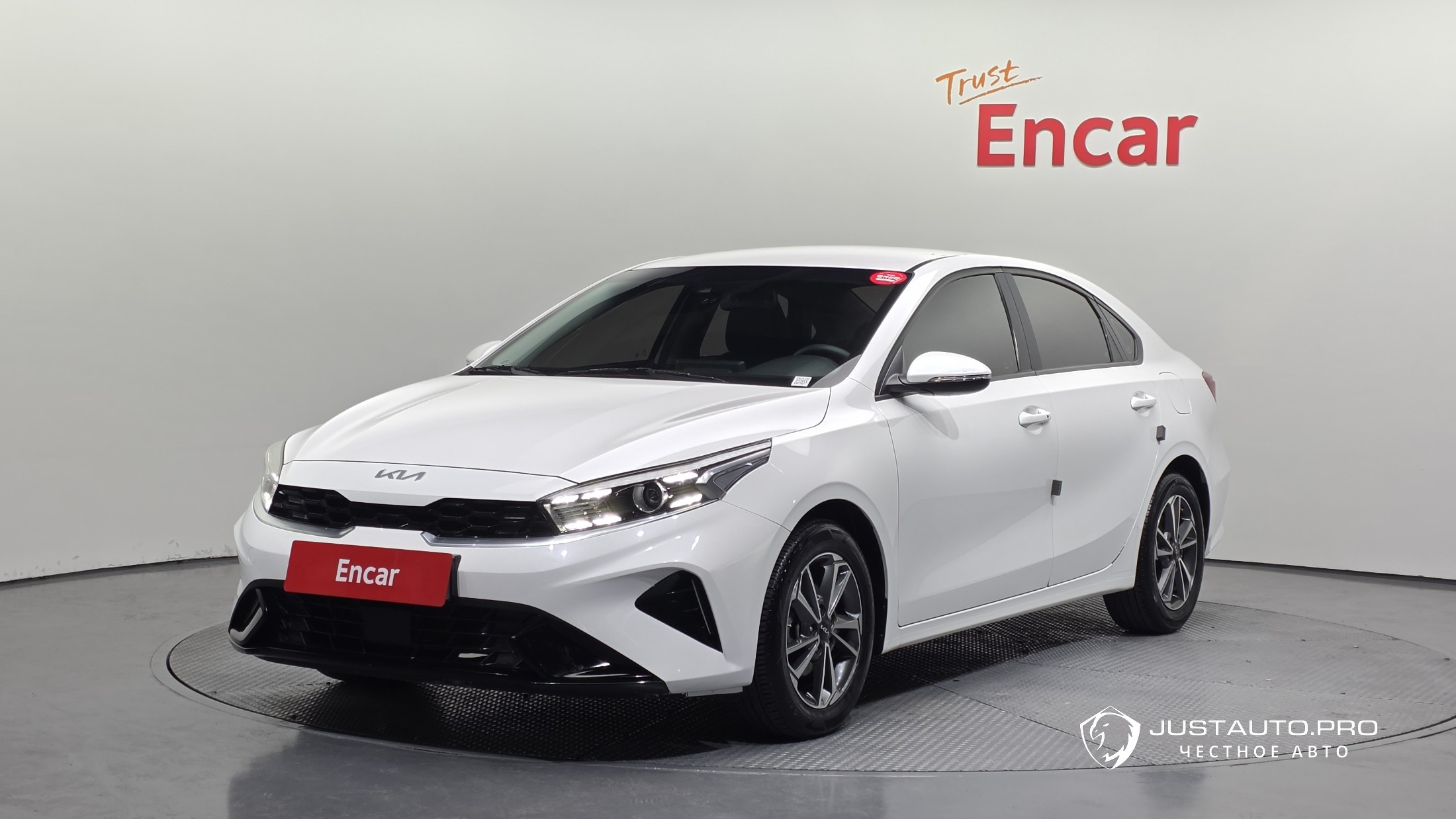 Автомобиль Kia K3