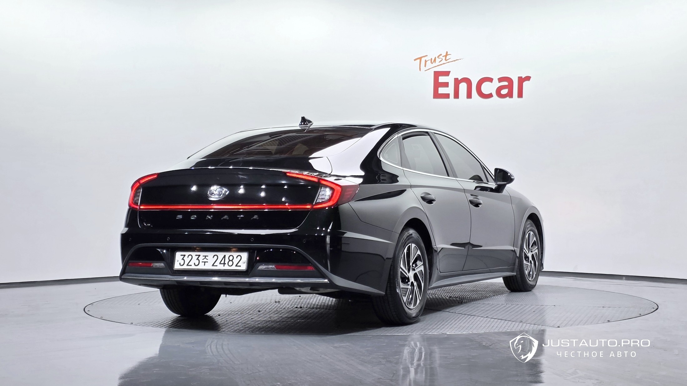 Автомобиль Hyundai Sonata