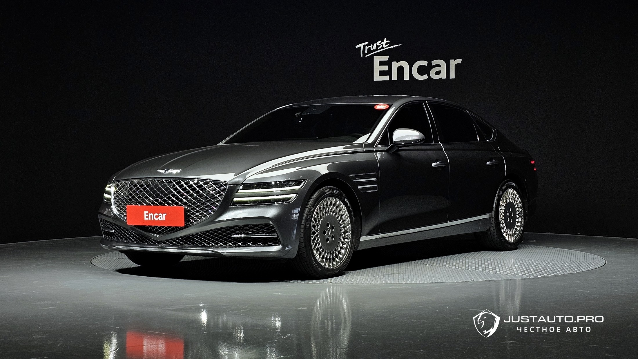 Автомобиль Genesis G80