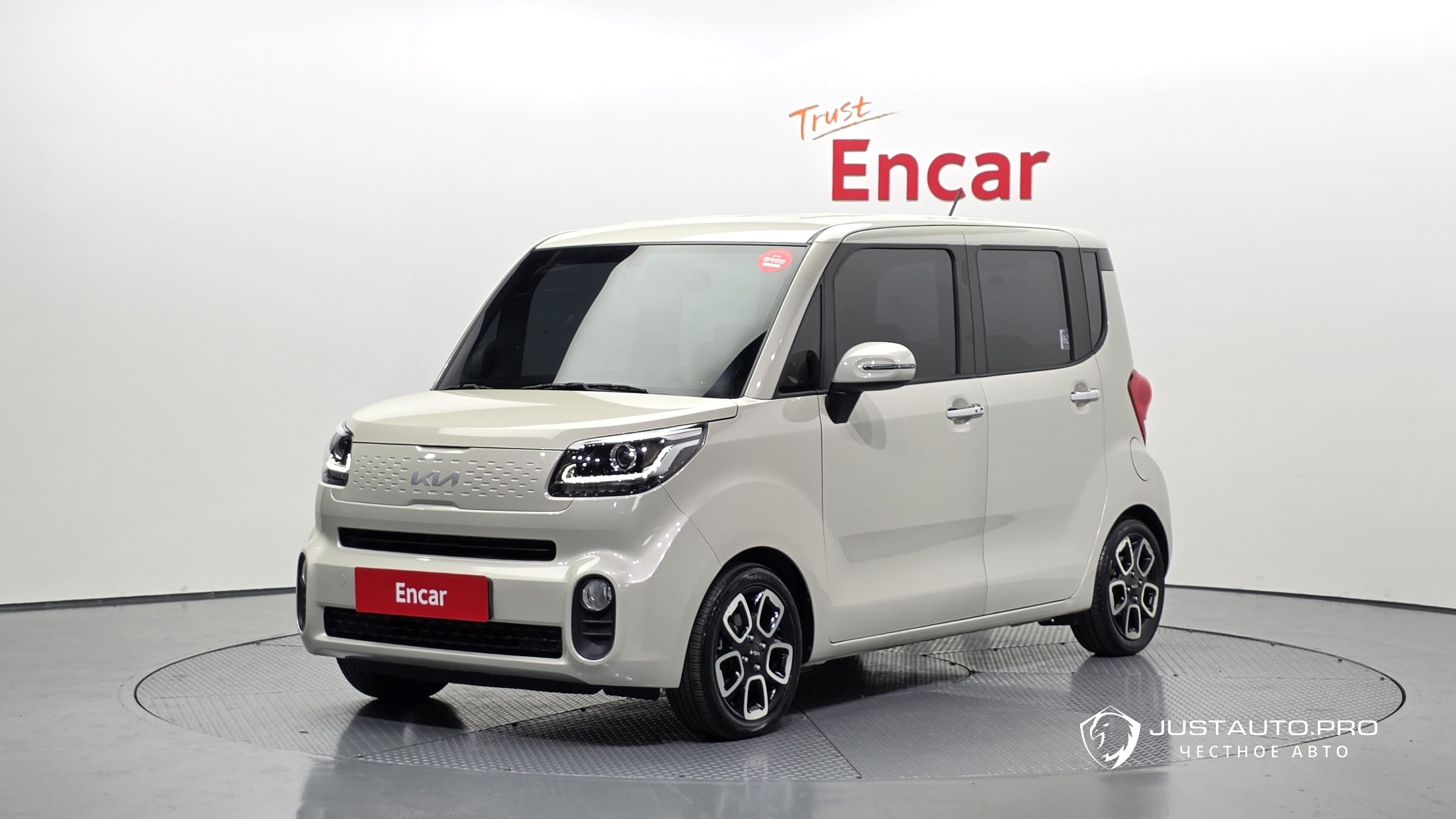 Автомобиль Kia RAY