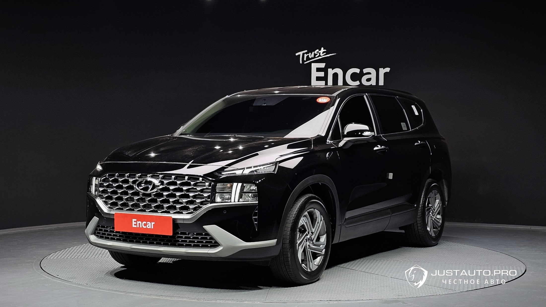 Автомобиль Hyundai Santafe