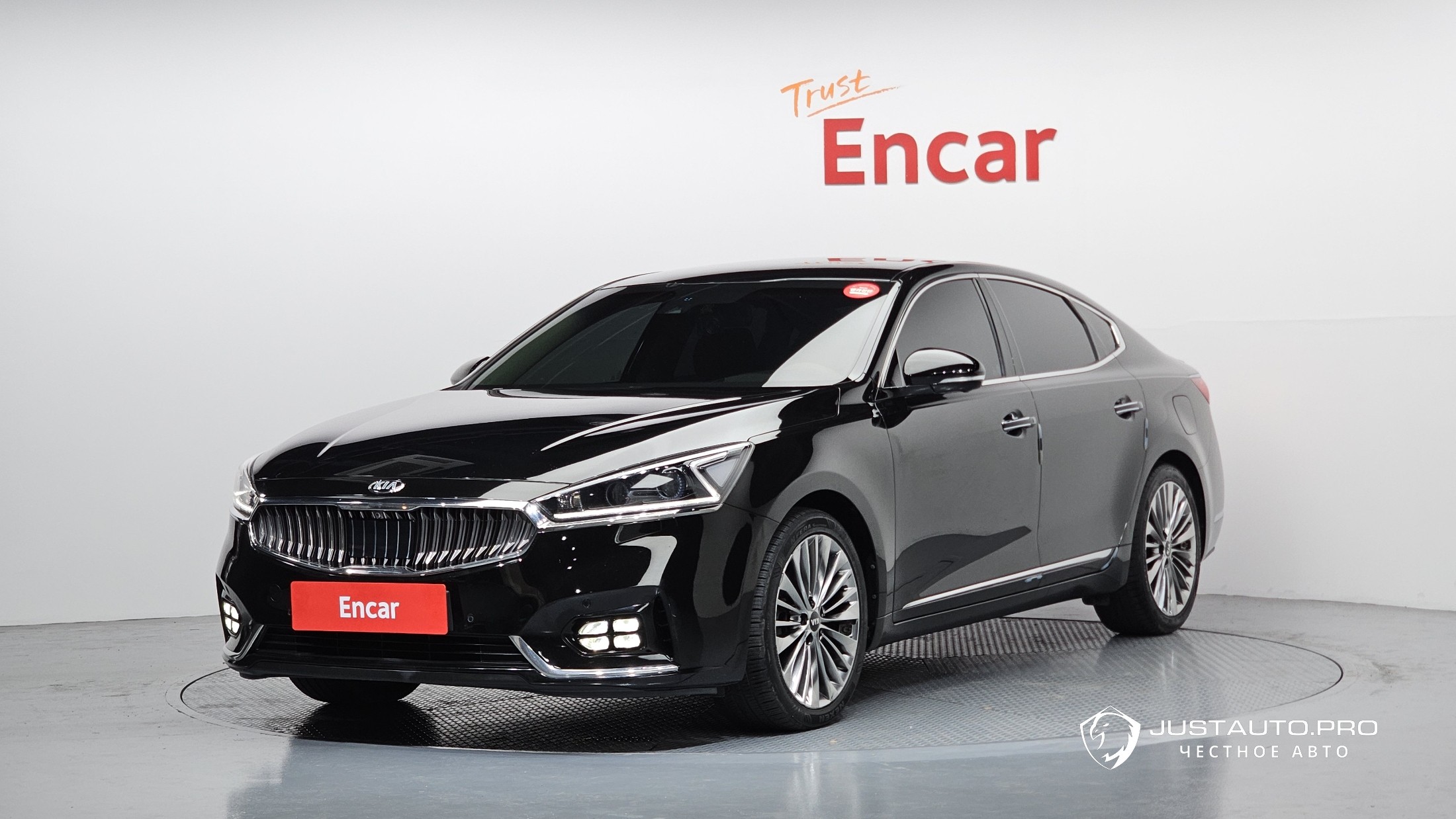 Автомобиль Kia K7