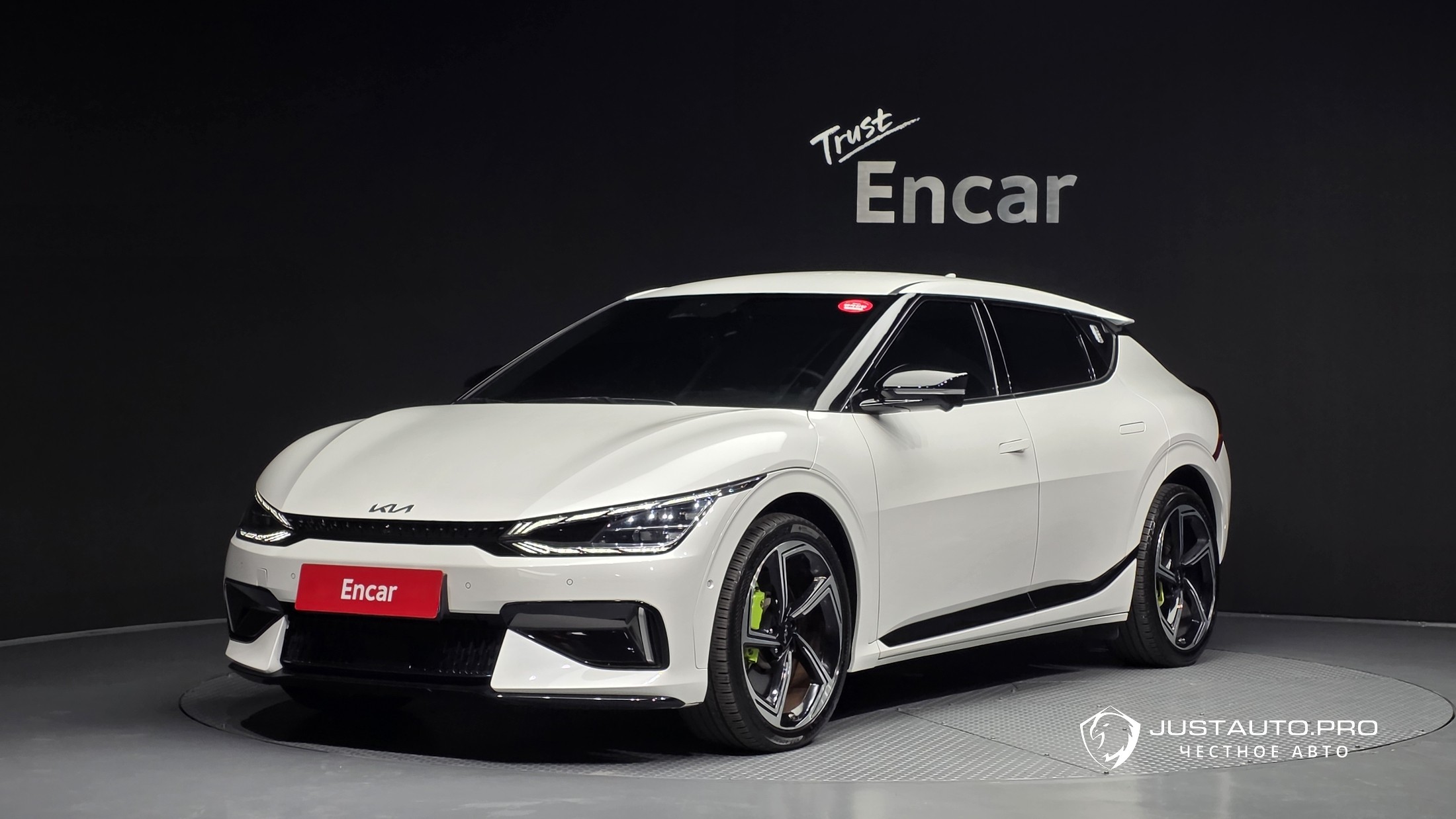 Автомобиль Kia EV6