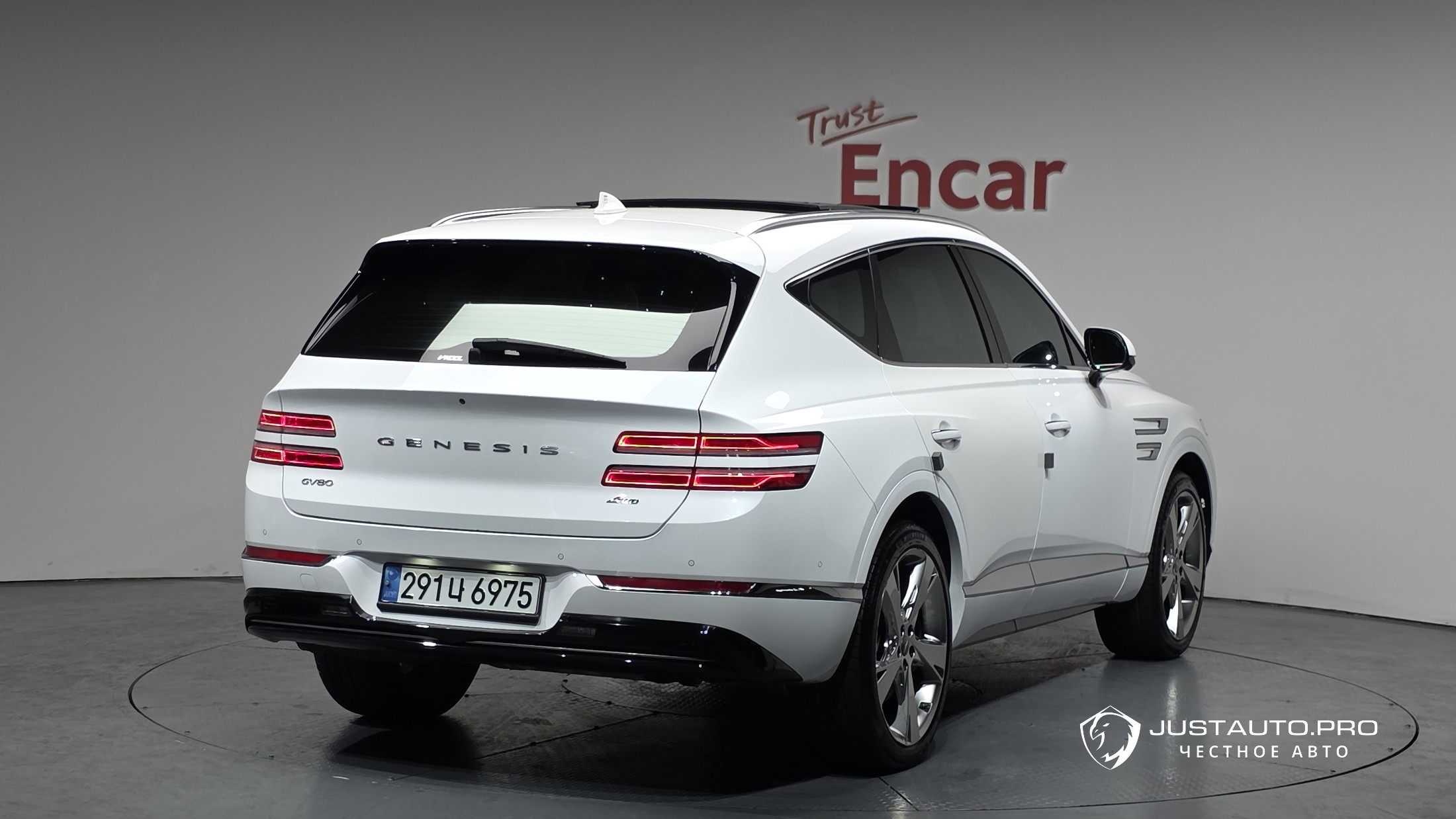 Автомобиль Genesis GV80