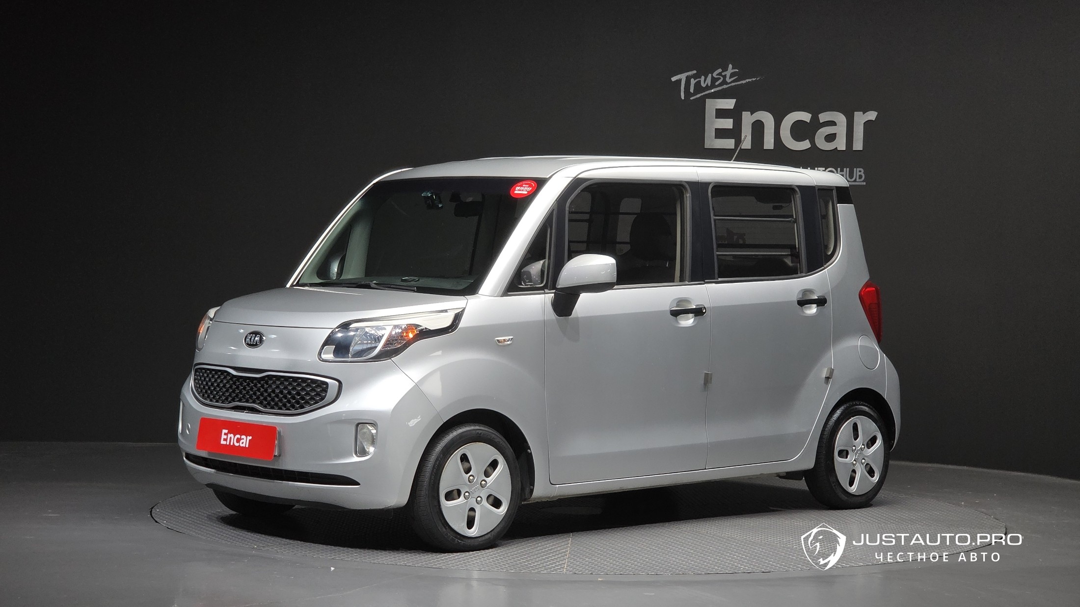 Автомобиль Kia RAY