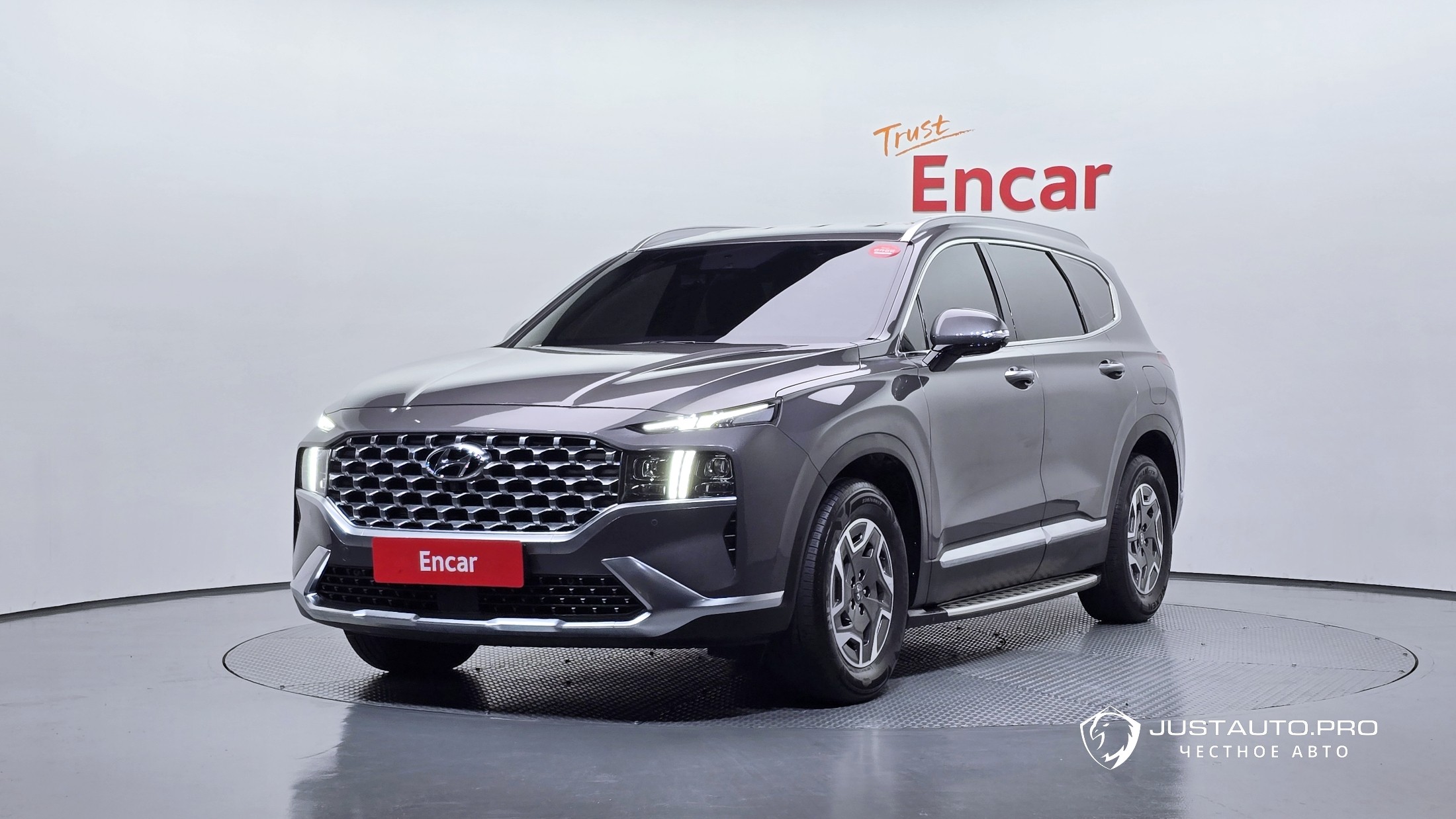 Автомобиль Hyundai Santafe