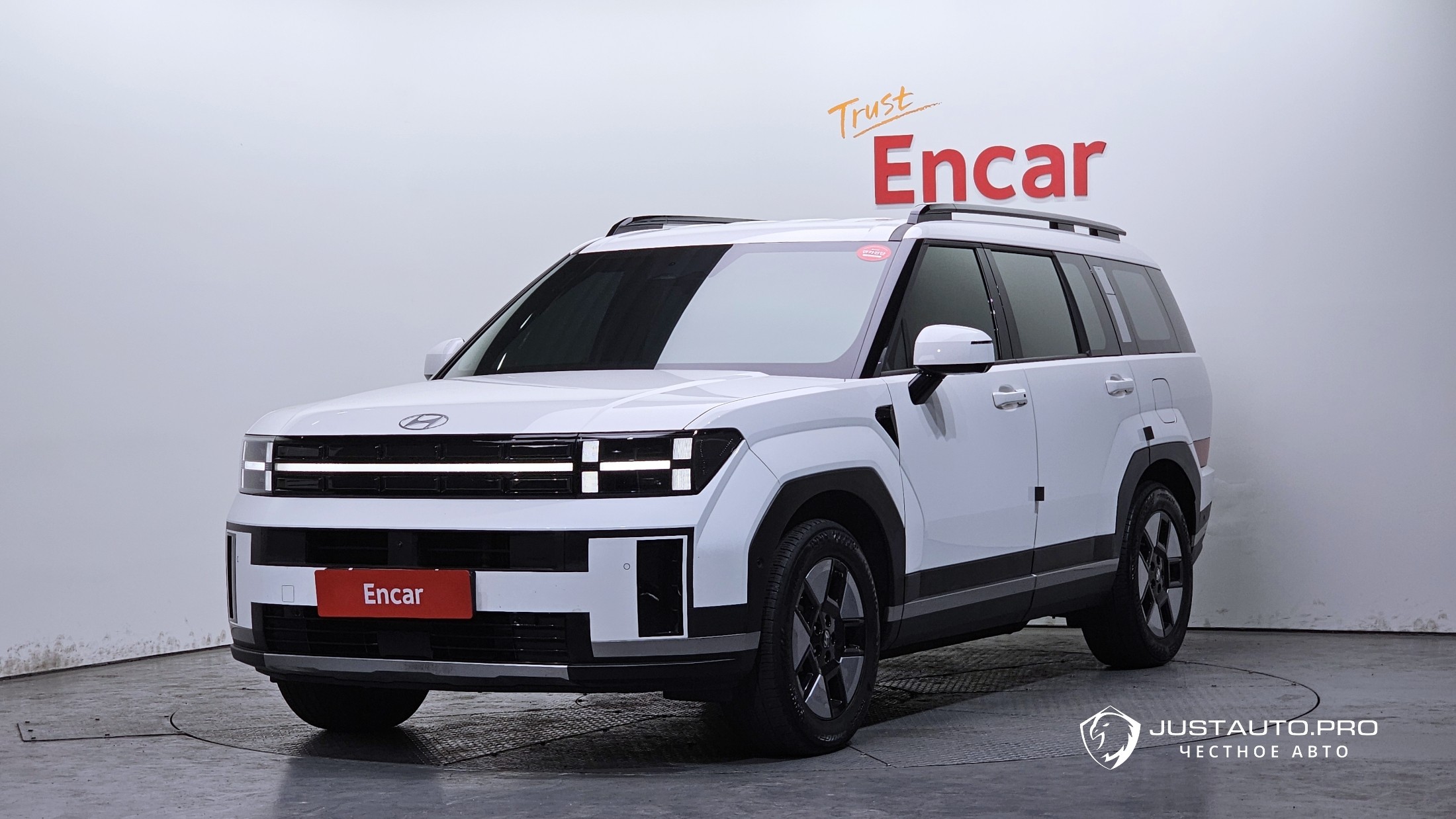 Автомобиль Hyundai Santafe