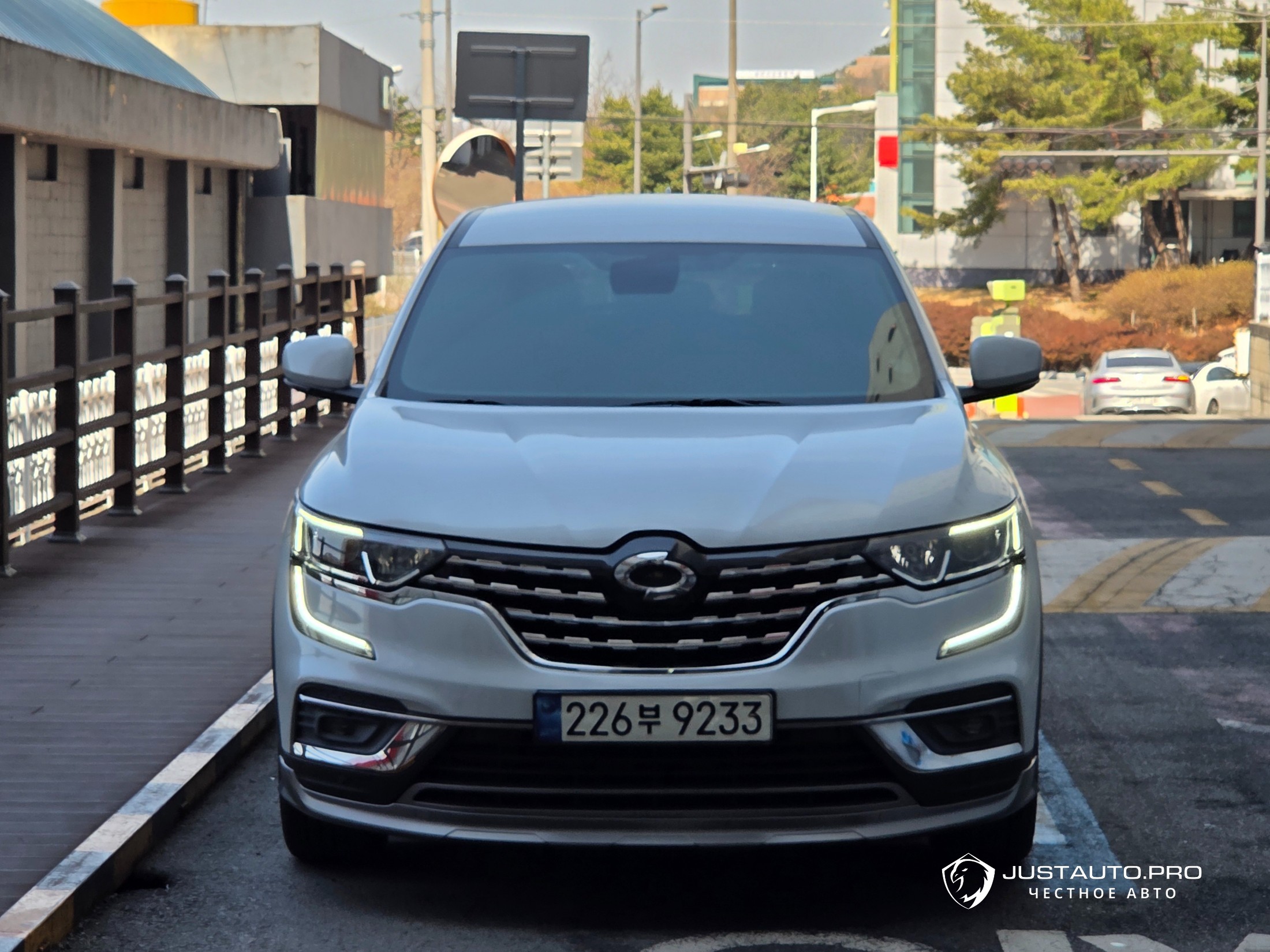 Автомобиль Renault-KoreaSamsung QM6