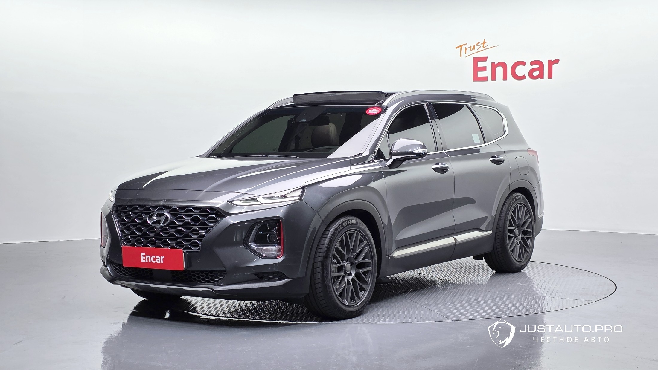 Автомобиль Hyundai Santafe