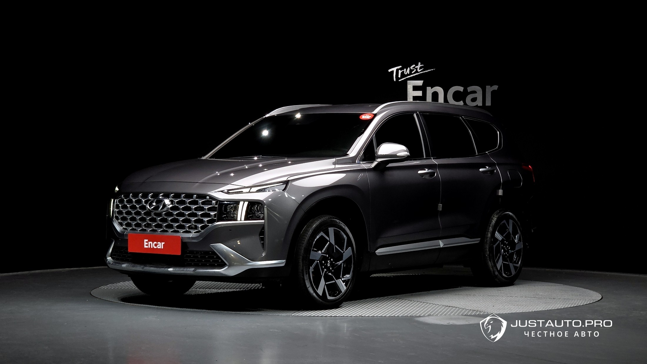 Автомобиль Hyundai Santafe