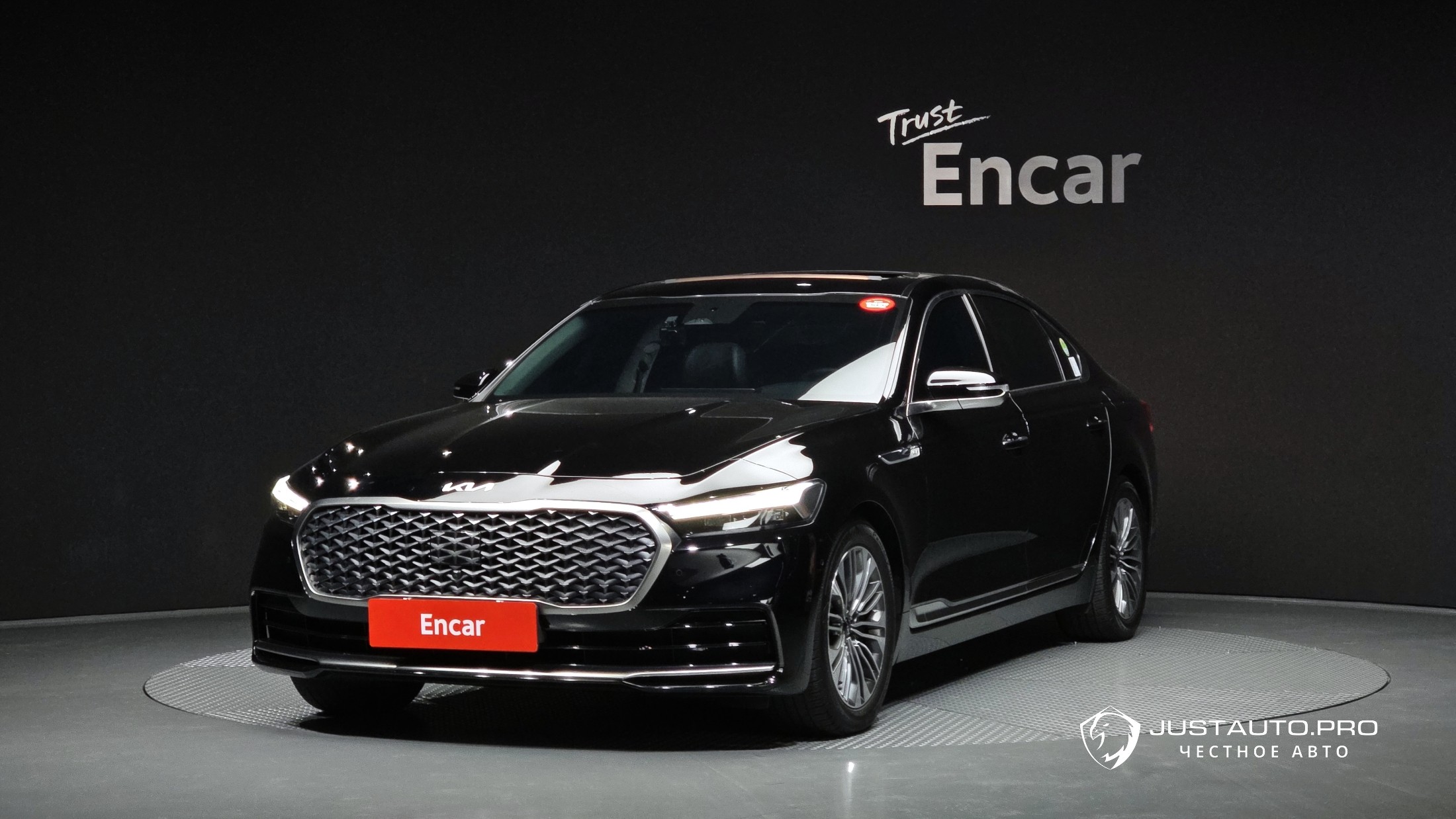 Автомобиль Kia K9