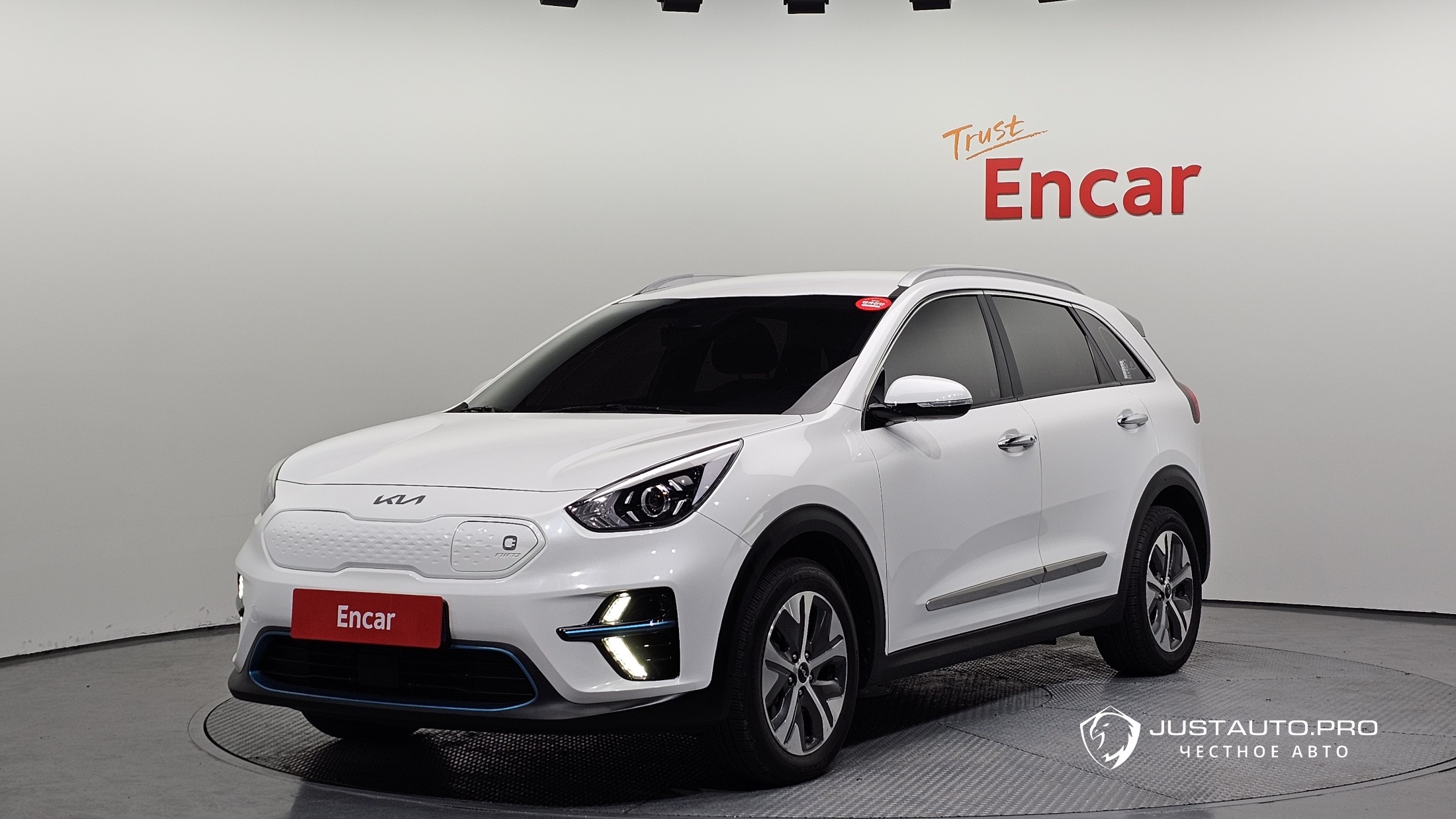Автомобиль Kia Niro