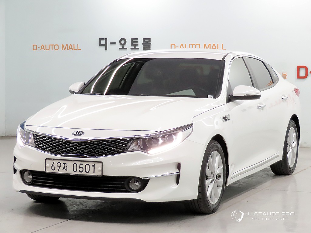 Автомобиль Kia K5