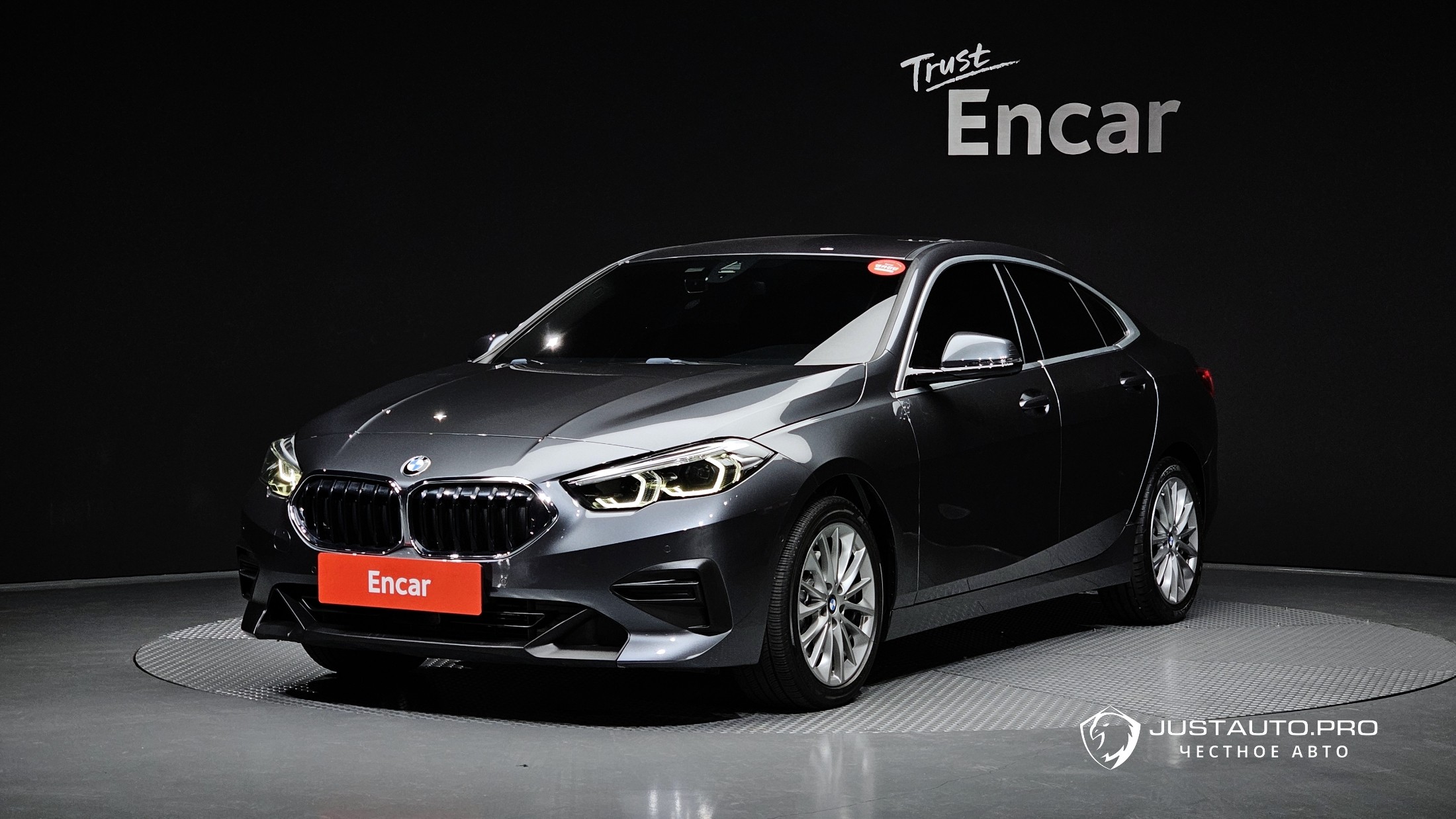 Автомобиль BMW 2-Series