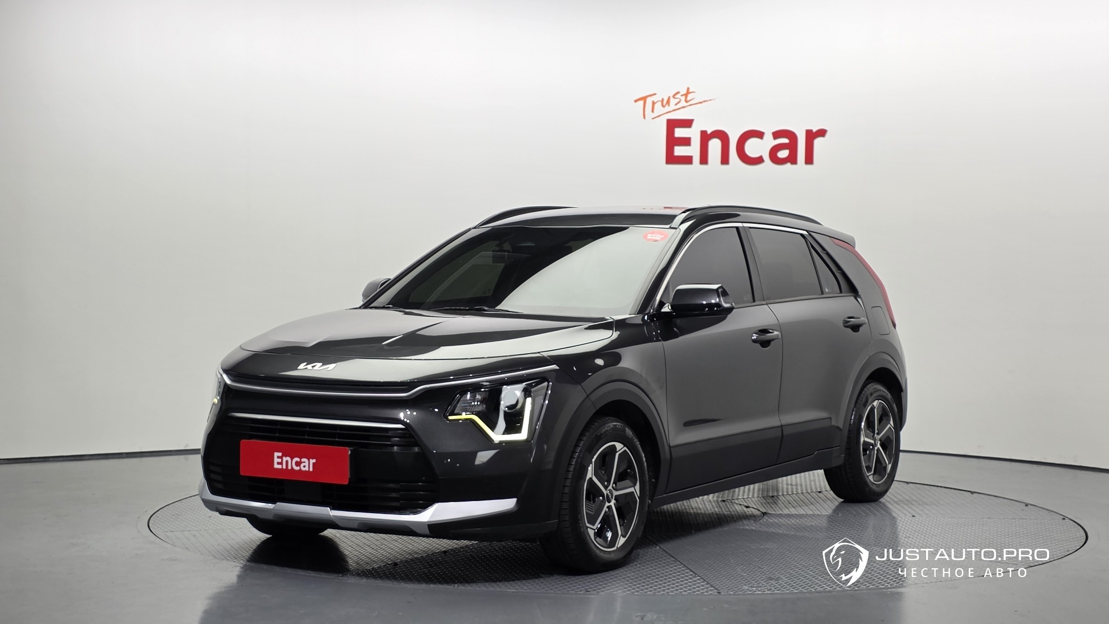 Автомобиль Kia Niro