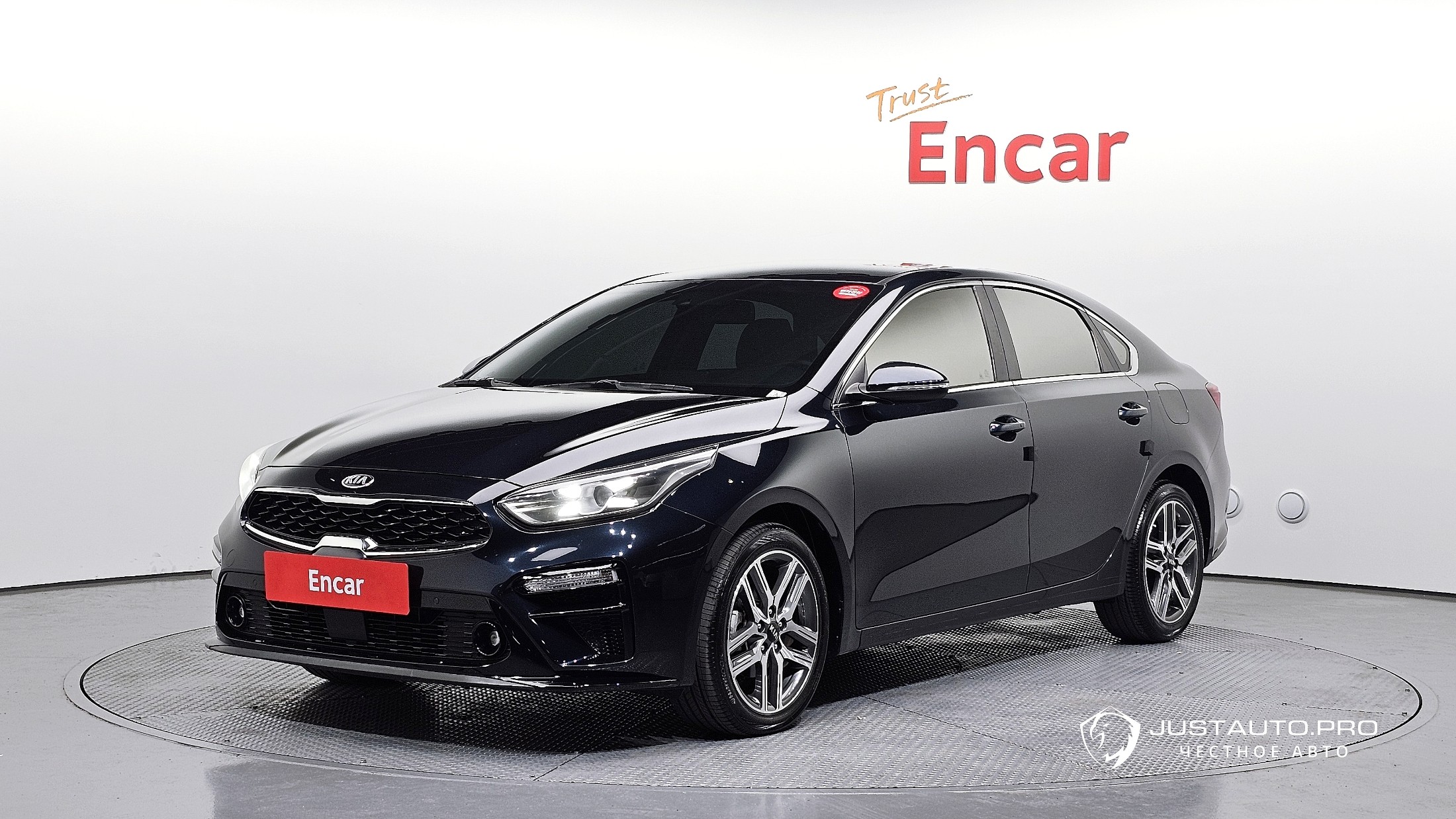 Автомобиль Kia K3