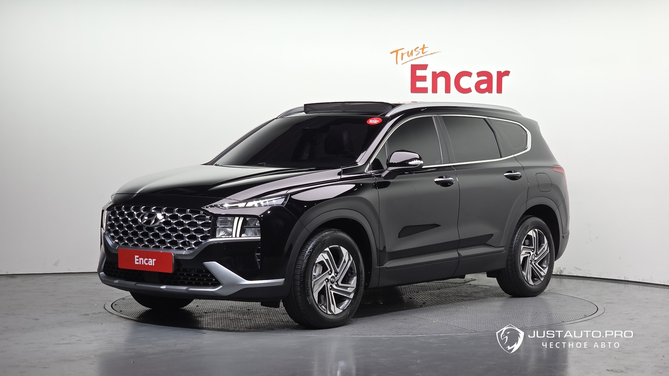 Автомобиль Hyundai Santafe