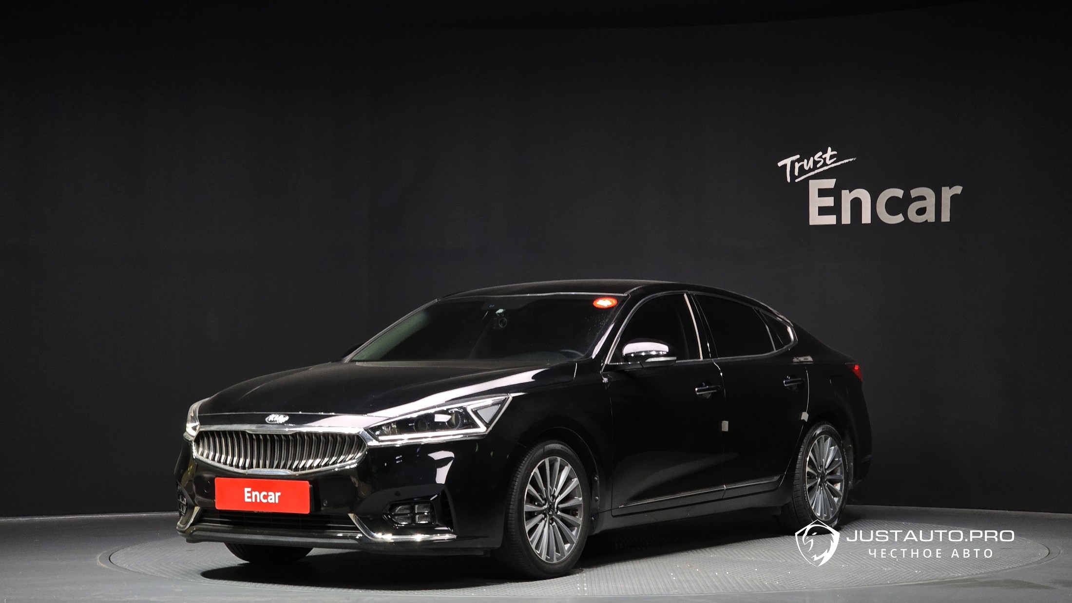 Автомобиль Kia K7
