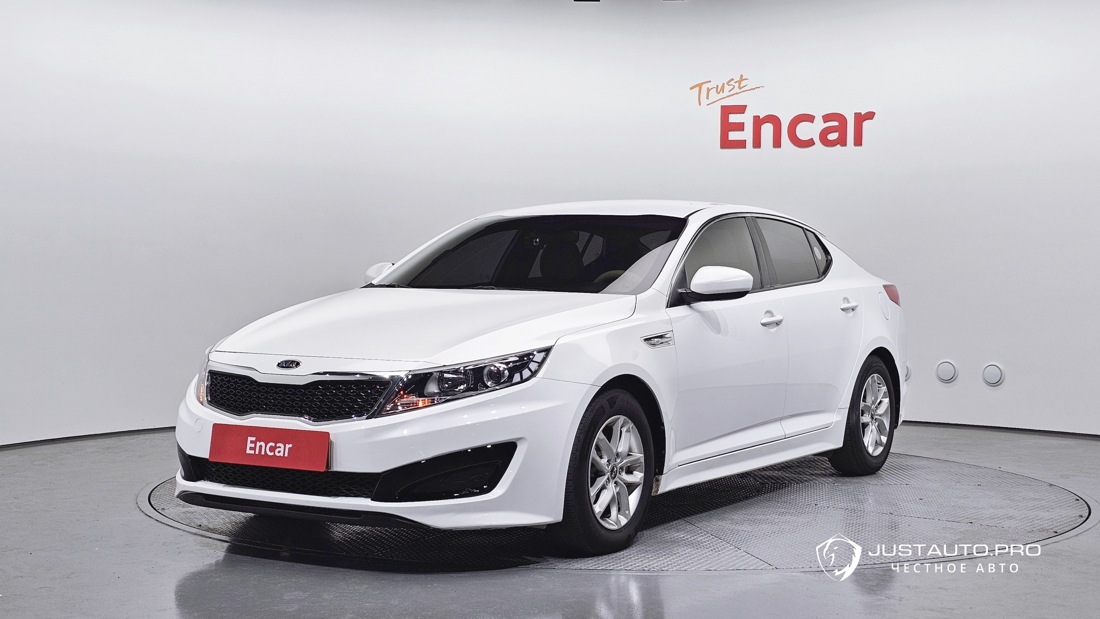 Автомобиль Kia K5