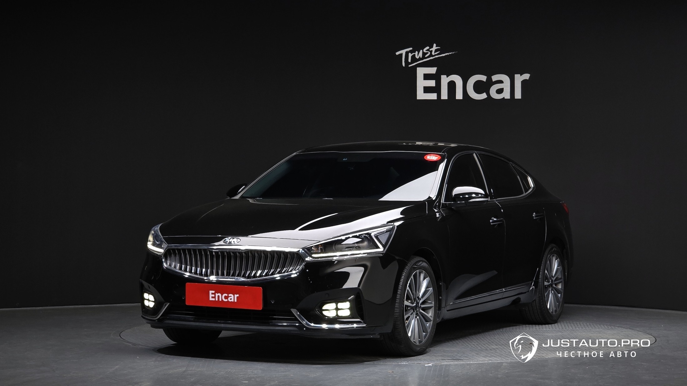 Автомобиль Kia K7