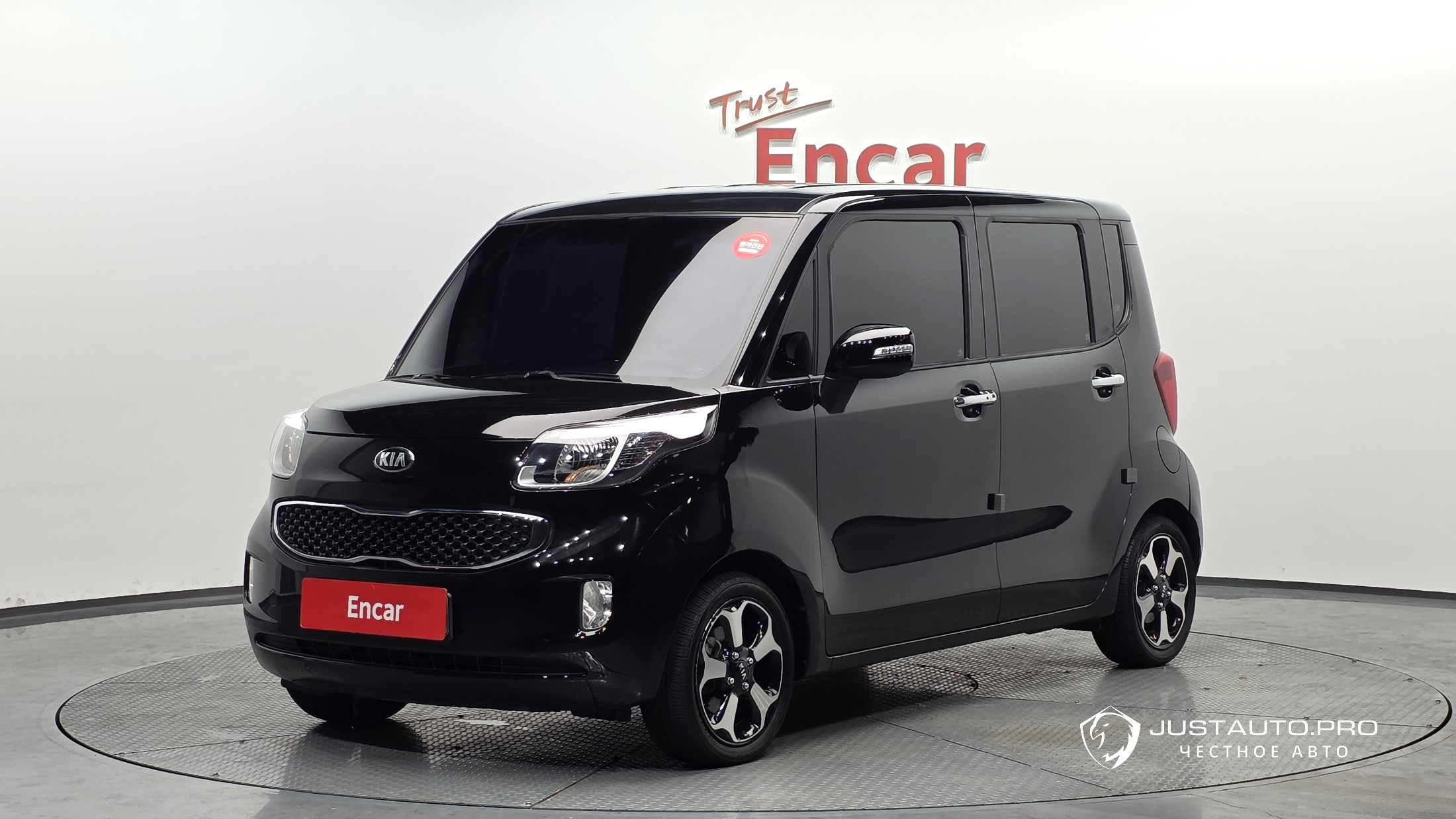 Автомобиль Kia RAY