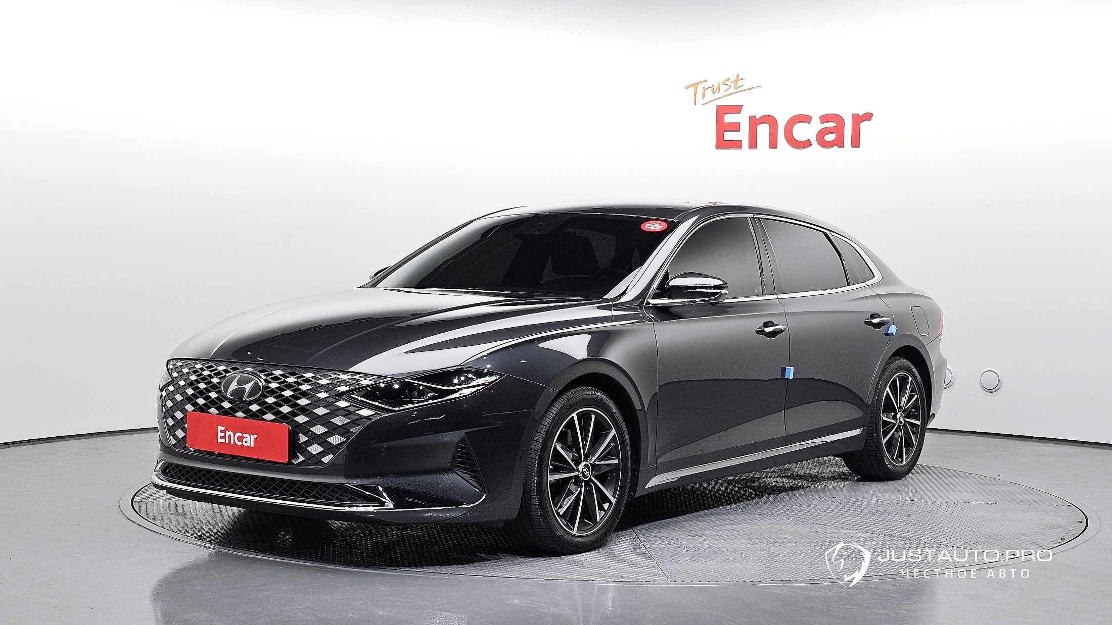 Автомобиль Hyundai Grandeur